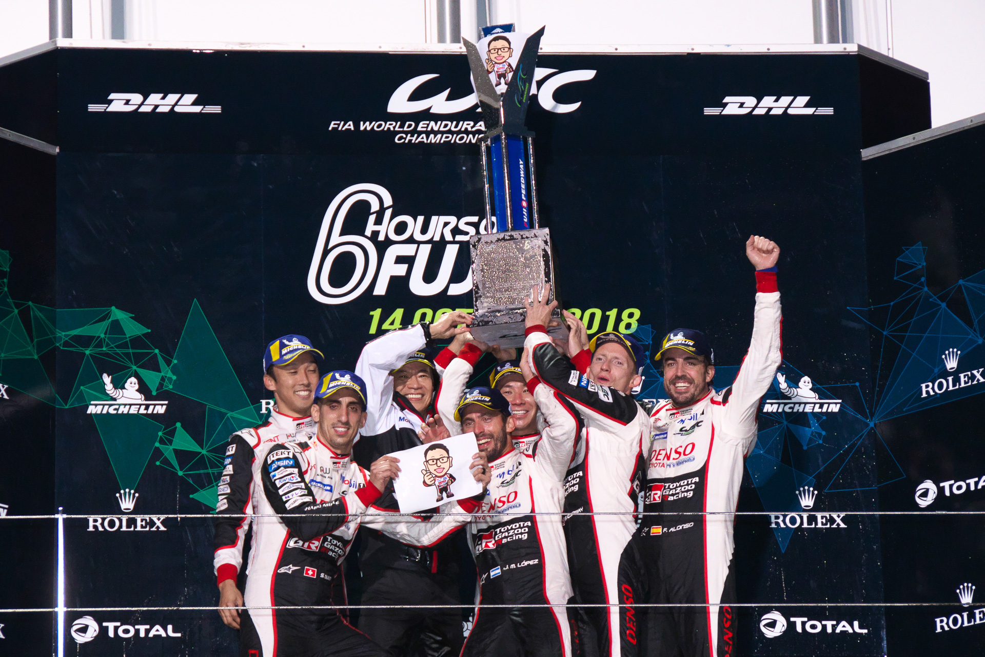 Wec 第4戦 富士6時間 Lmp1最後尾からスタートした小林可夢偉選手の7号車 Toyota Ts050 Hybridが地元優勝 トヨタの1 2フィニッシュ Car Watch