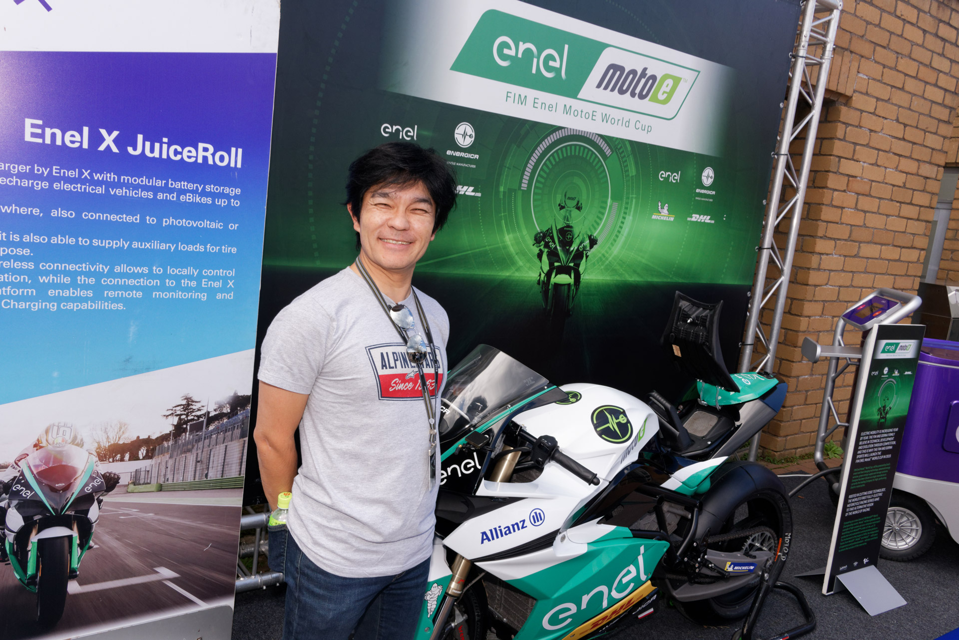 MotoGP 日本グランプリ 2018】電動バイククラス「MotoE」を日本初展示