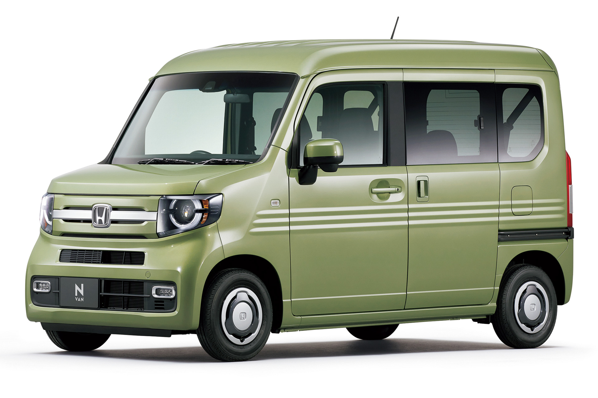 ホンダ「N-VAN」、「オートカラーアウォード2018」グランプリ受賞