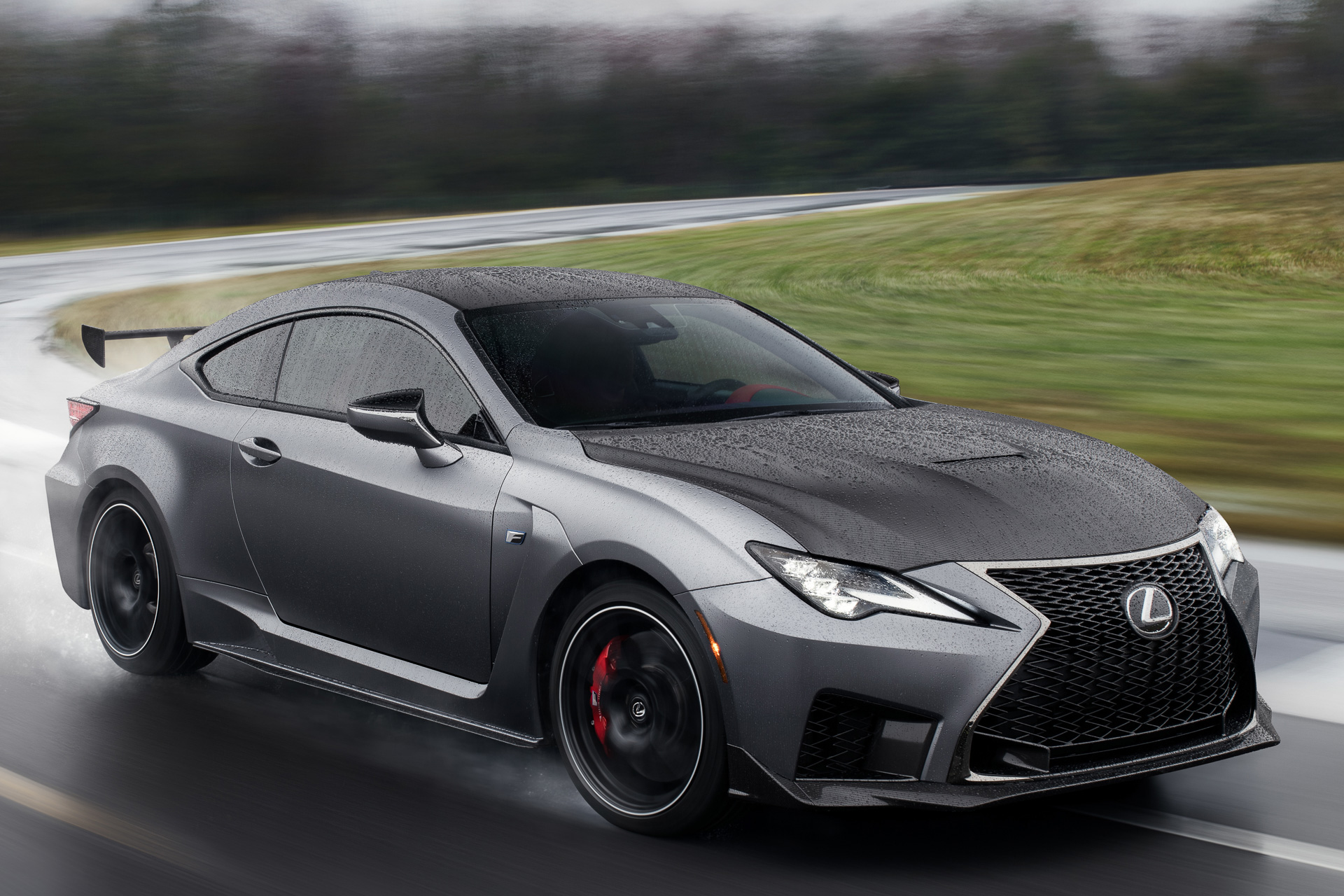 デトロイトショー 2019】レクサス、新型「RC F」を世界初公開。従来型 