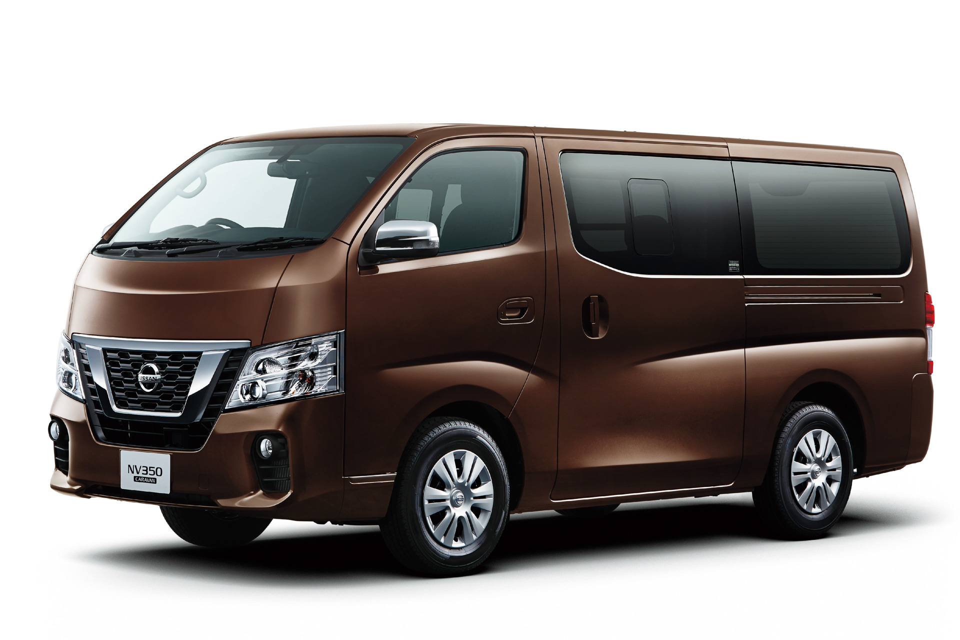 日産、釣りに最適な「NV350 キャラバン」など「フィッシングショー