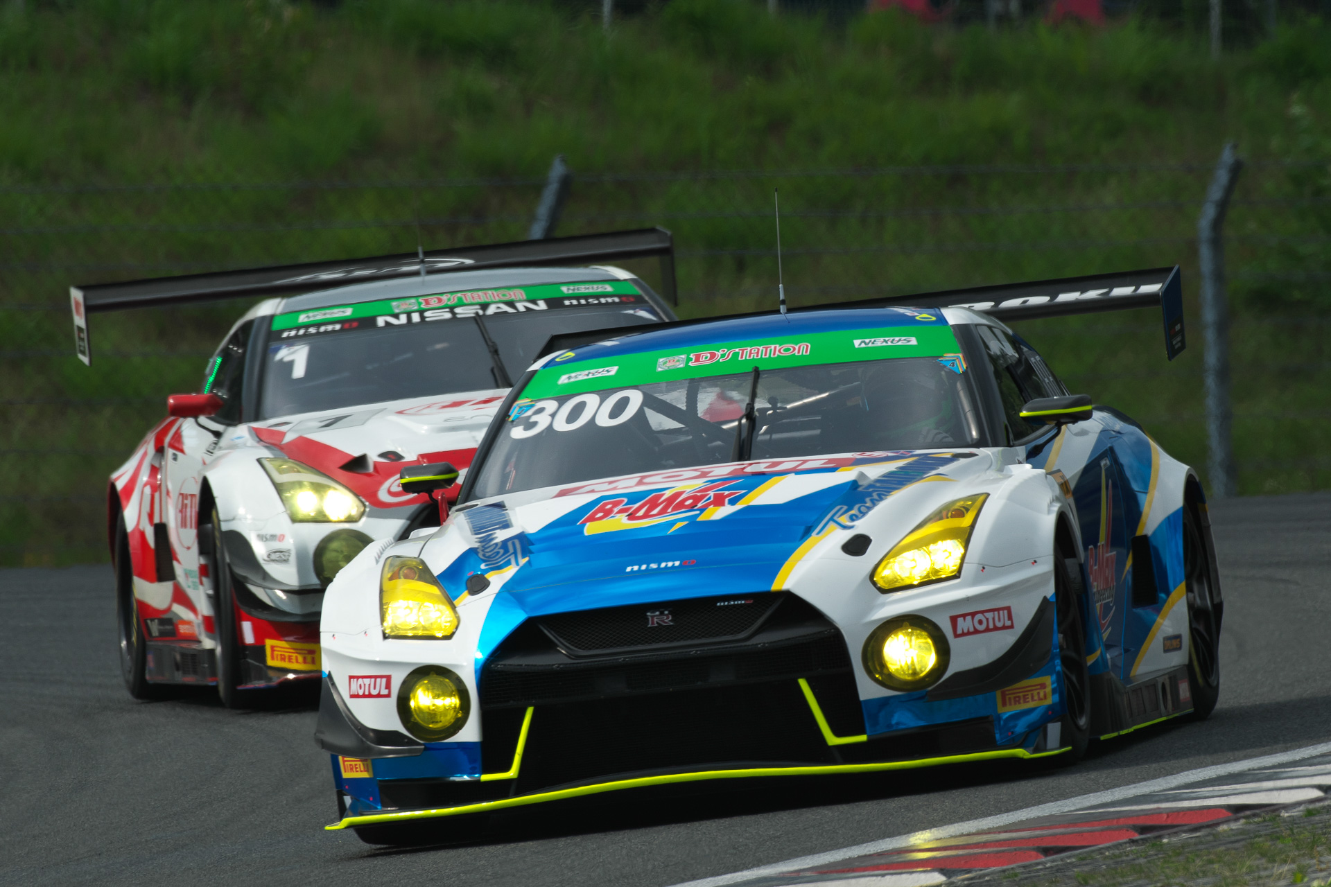 富士24時間 2019】決勝がスタート。24時間の過酷なレースの行方は