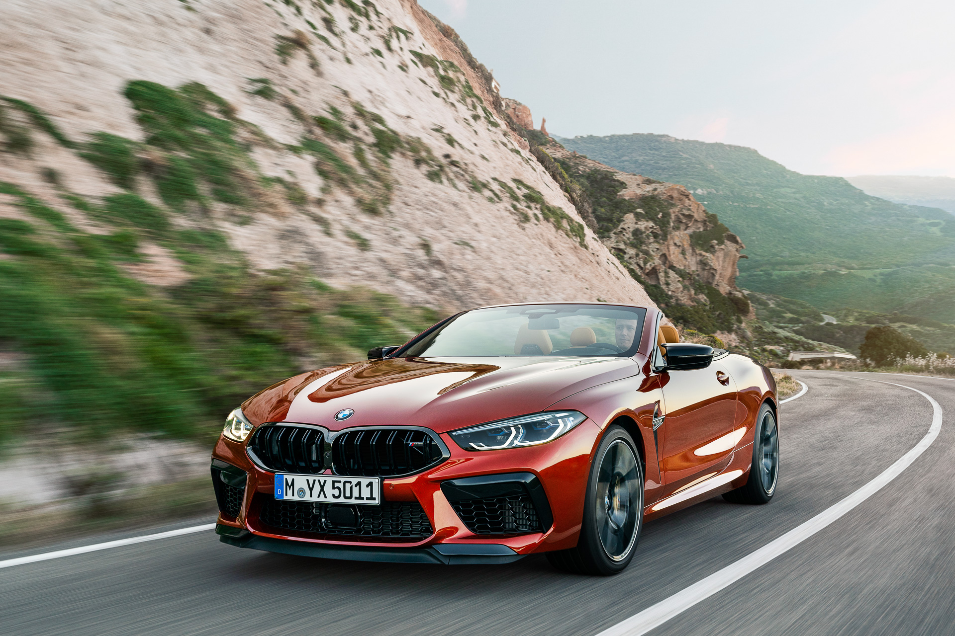 BMW、15秒で開閉できるソフトトップ採用の新型「M8 カブリオレ」 - Car BMW、15秒で開閉できるソフトトップ採用の新型「M8 カブリオレ」 - Car