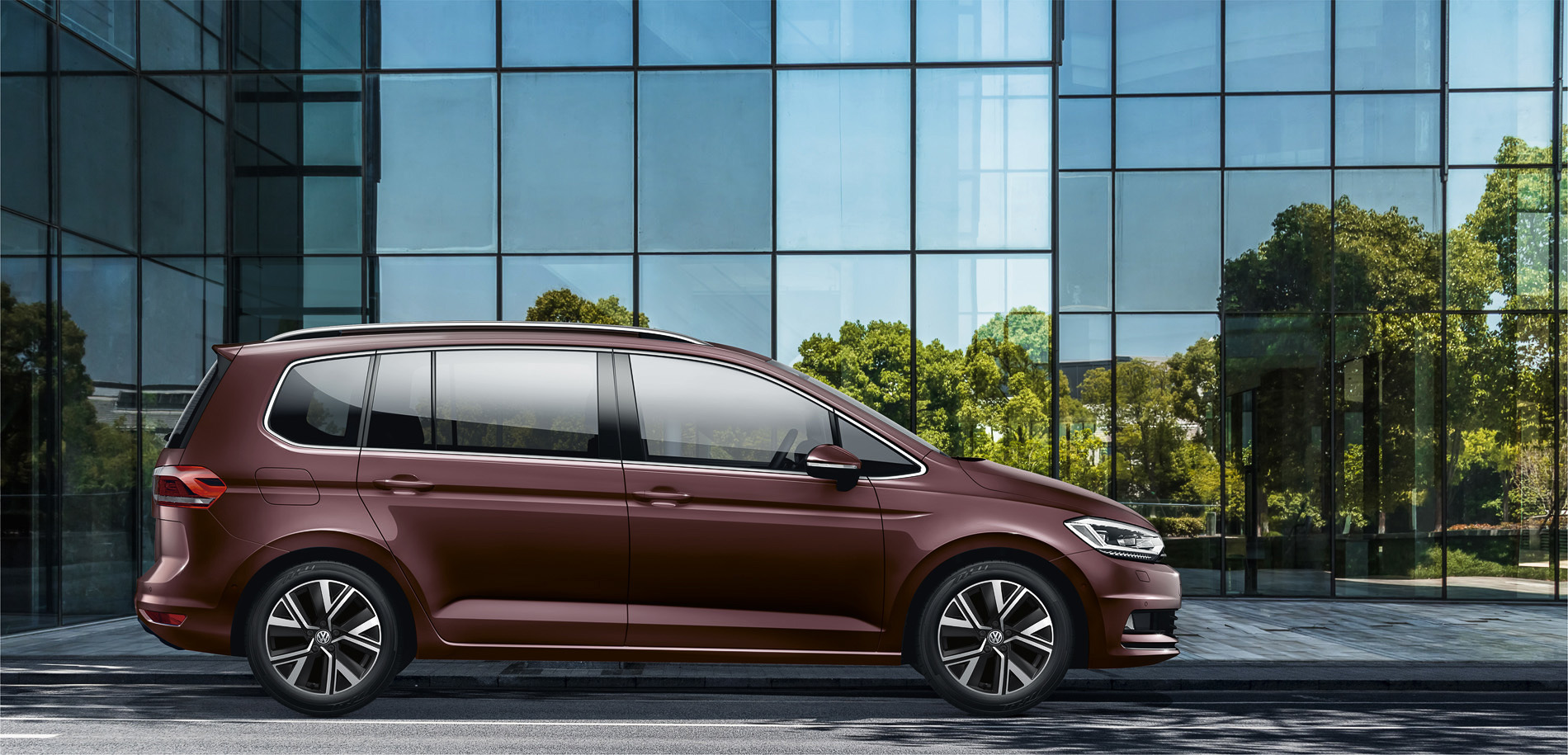 フォルクスワーゲン アダプティブシャシーコントロール Dcc 標準装備など500台限定の ゴルフ トゥーラン Tdi プレミアム Car Watch