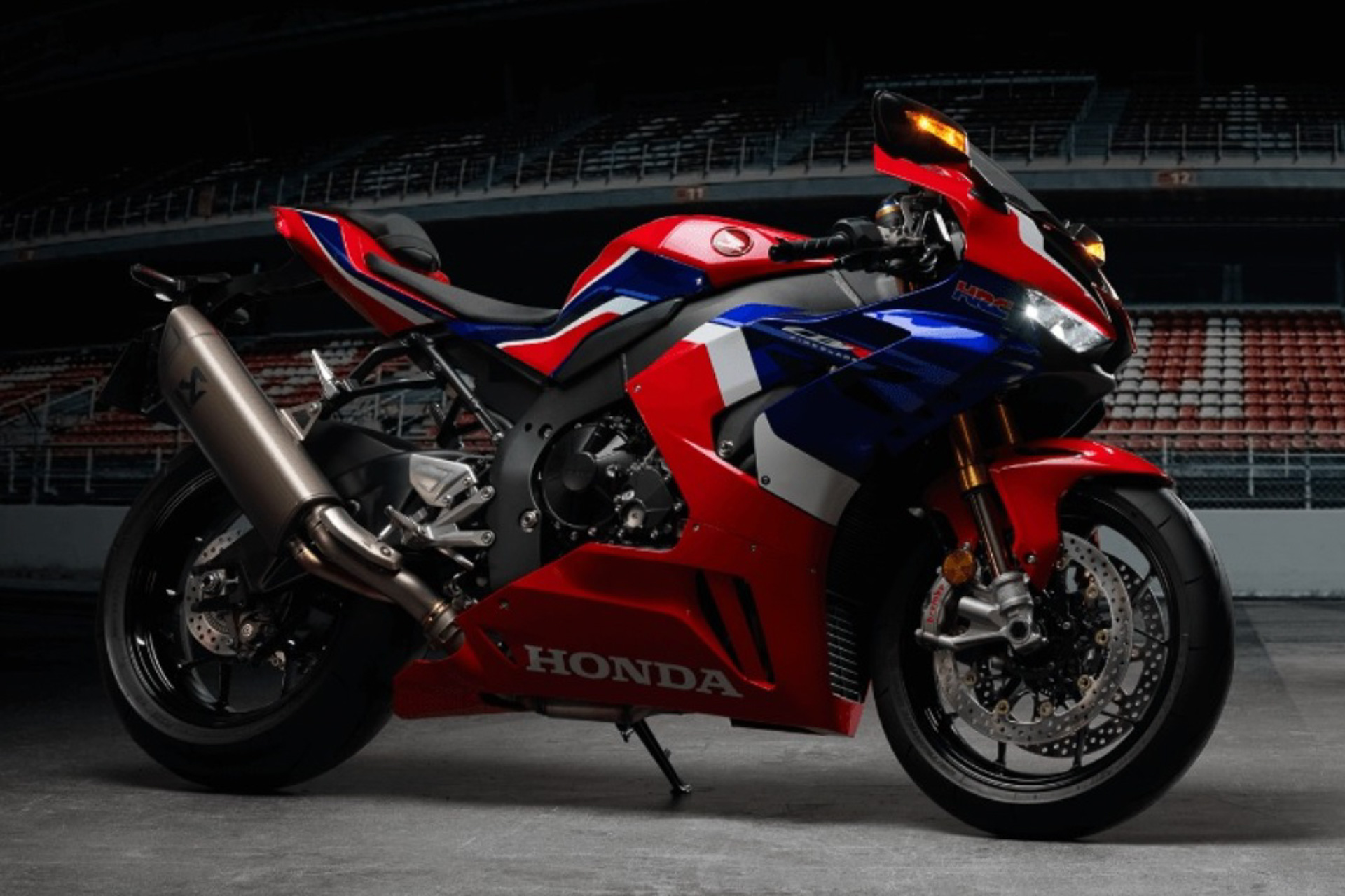 ホンダ、新型「CBR1000RR-R FIREBLADE」は「RC213V」のエンジン技術