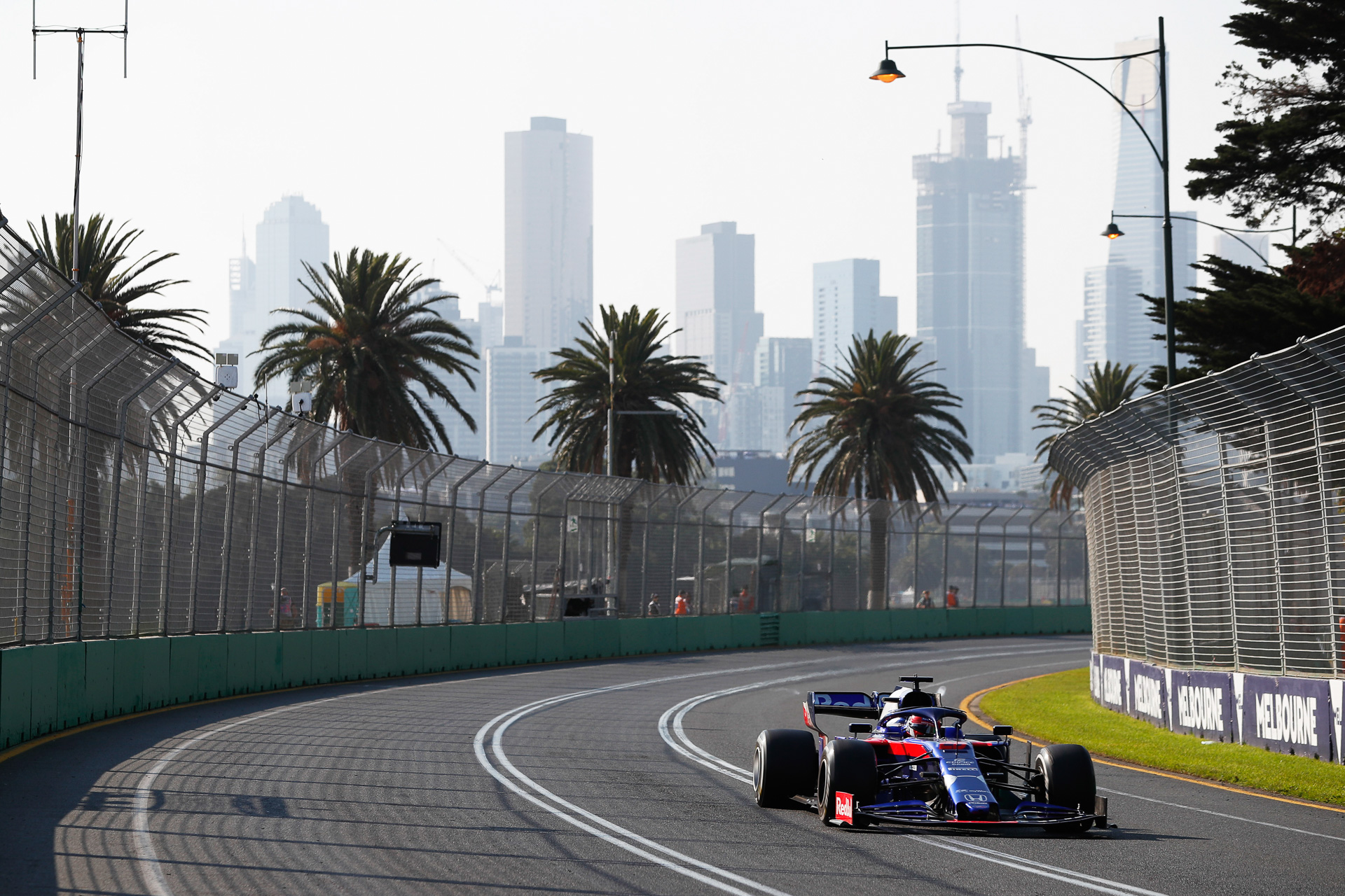 F1開幕戦のオーストラリアGP、正式に中止を発表 - Car Watch