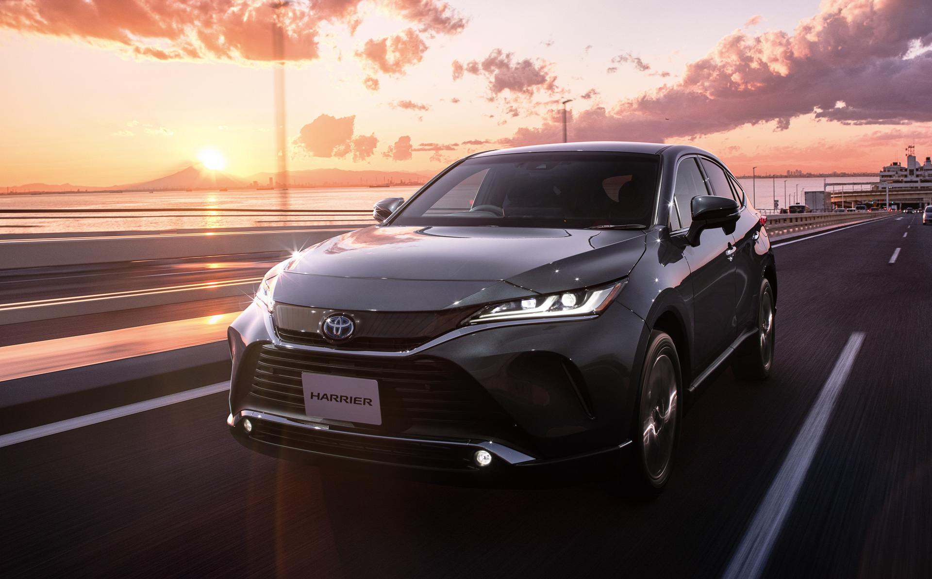 トヨタ 新型 ハリアー 発売 価格はガソリン299万円から ハイブリッド358万円から Car Watch