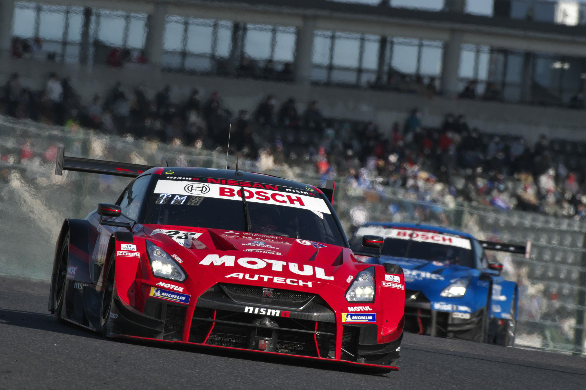 松田次生選手、MOTUL AUTECH GT-Rで人生初のテール・トゥ・ウィン GT第6戦鈴鹿で最後尾から大逆転優勝の背景を語る - Car Watch