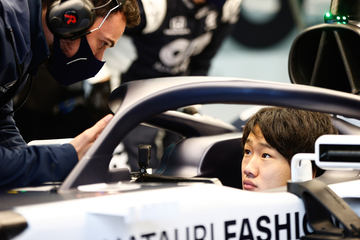 Dazn F1チーム スクーデリア アルファタウリ とパートナー契約 アンバサダーに角田裕毅選手を起用 Car Watch