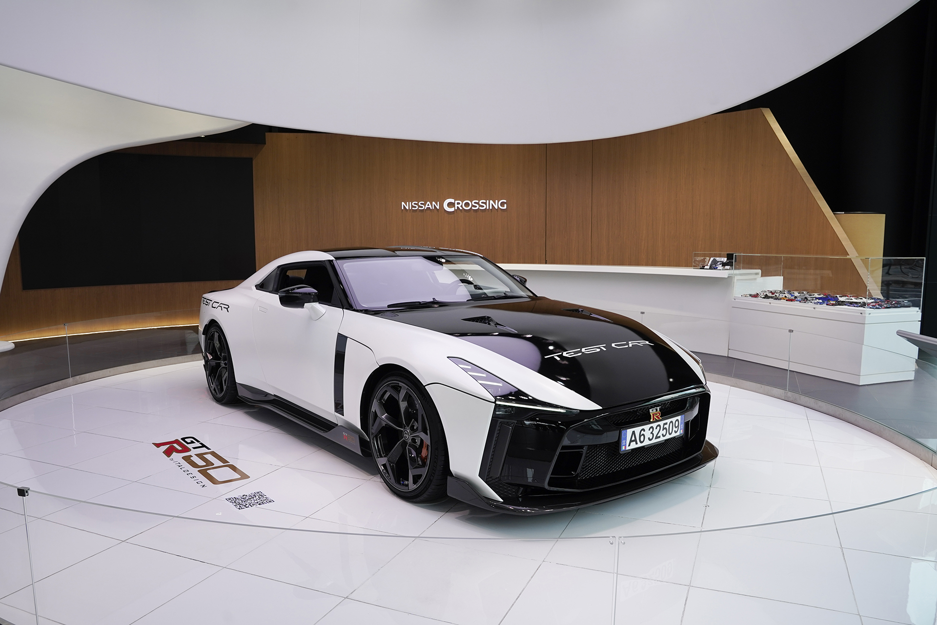 日産、イタルデザインと共同開発した「Nissan GTR50 by Italdesign」のテストカーを期間限定展示 Car Watch