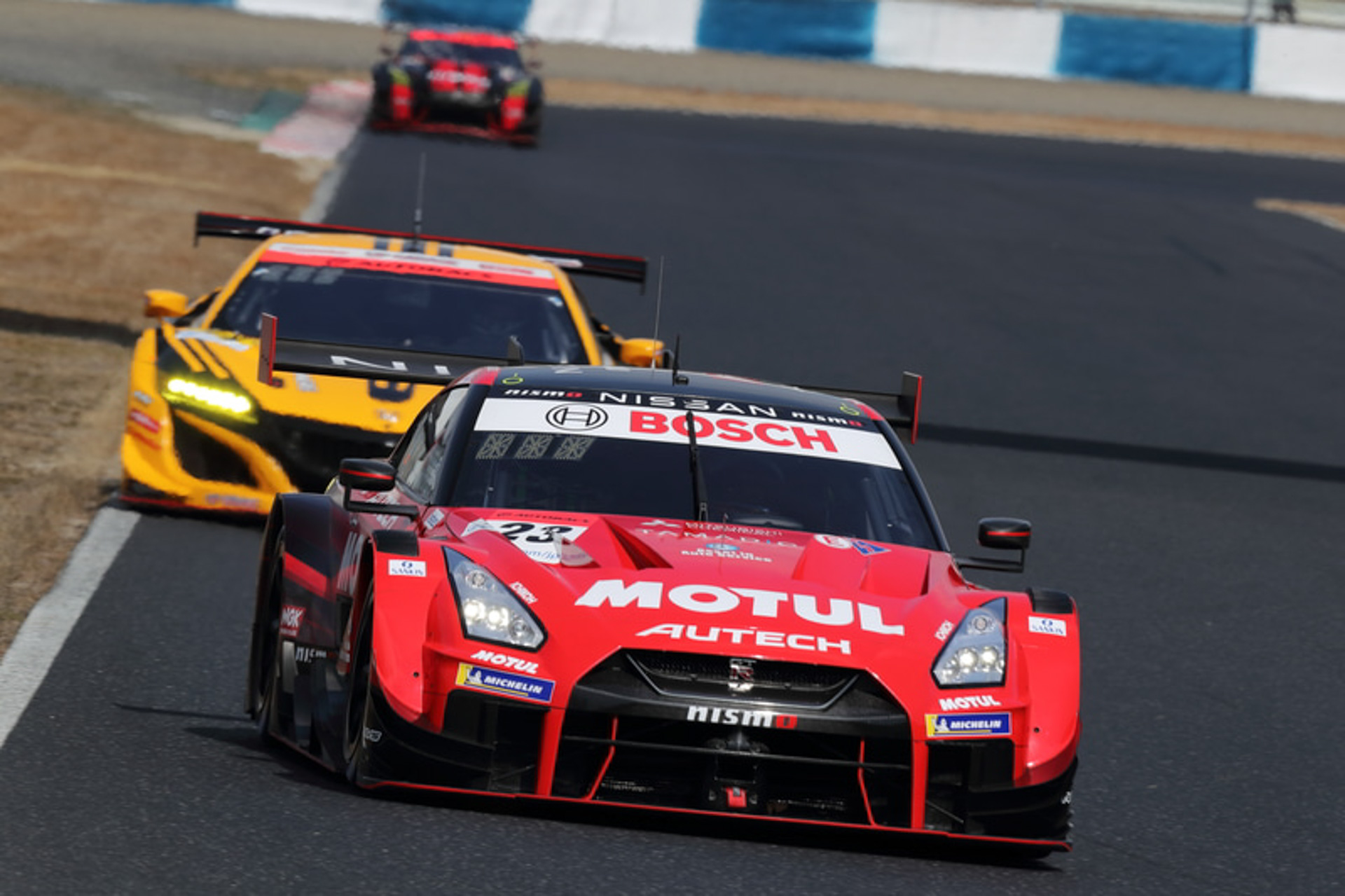 ミシュラン、SUPER GT 3号車と23号車のGT-Rにタイヤ供給 - Car Watch