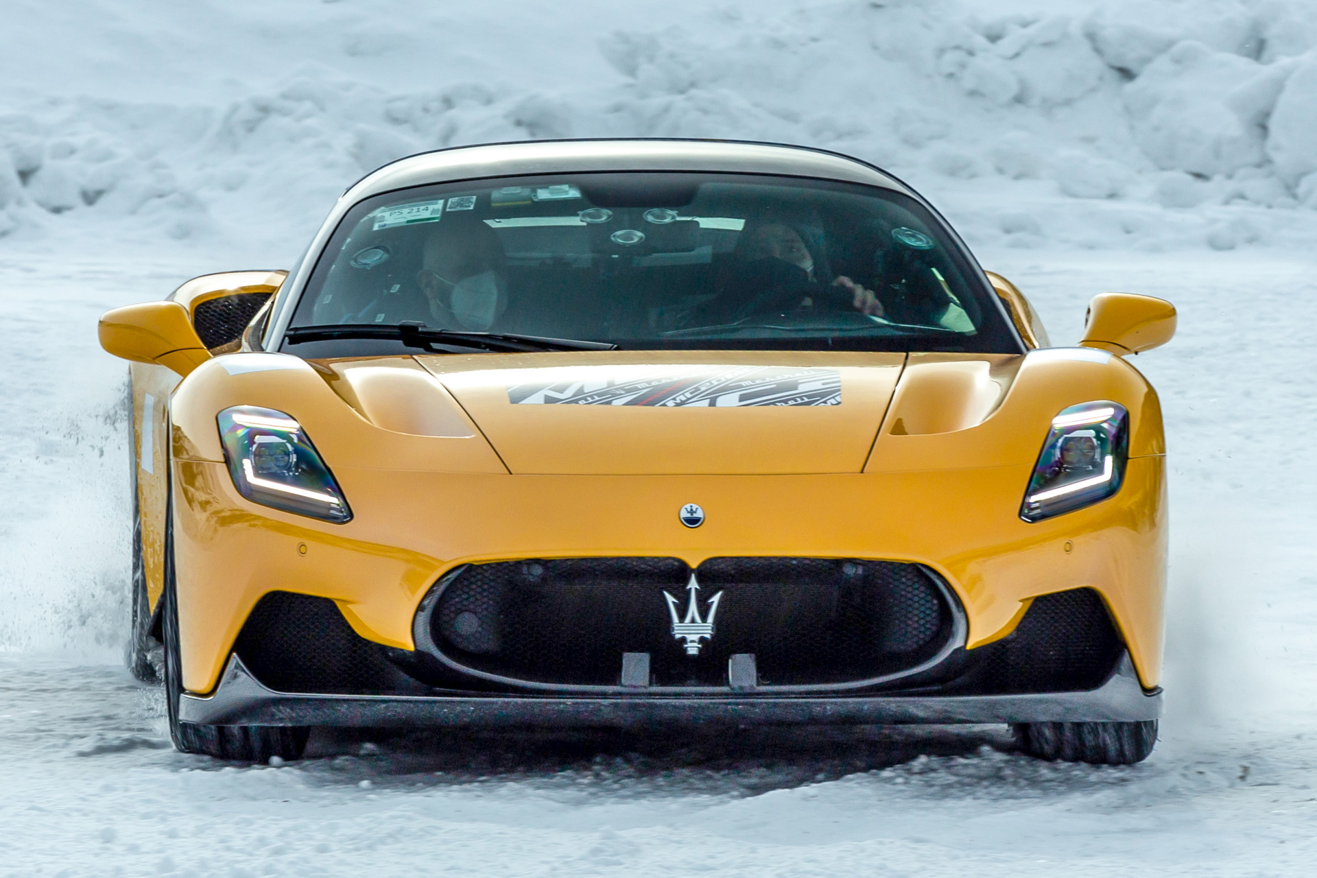 マセラティ、新型スーパースポーツカー「MC20」の寒冷地試験公開 - Car