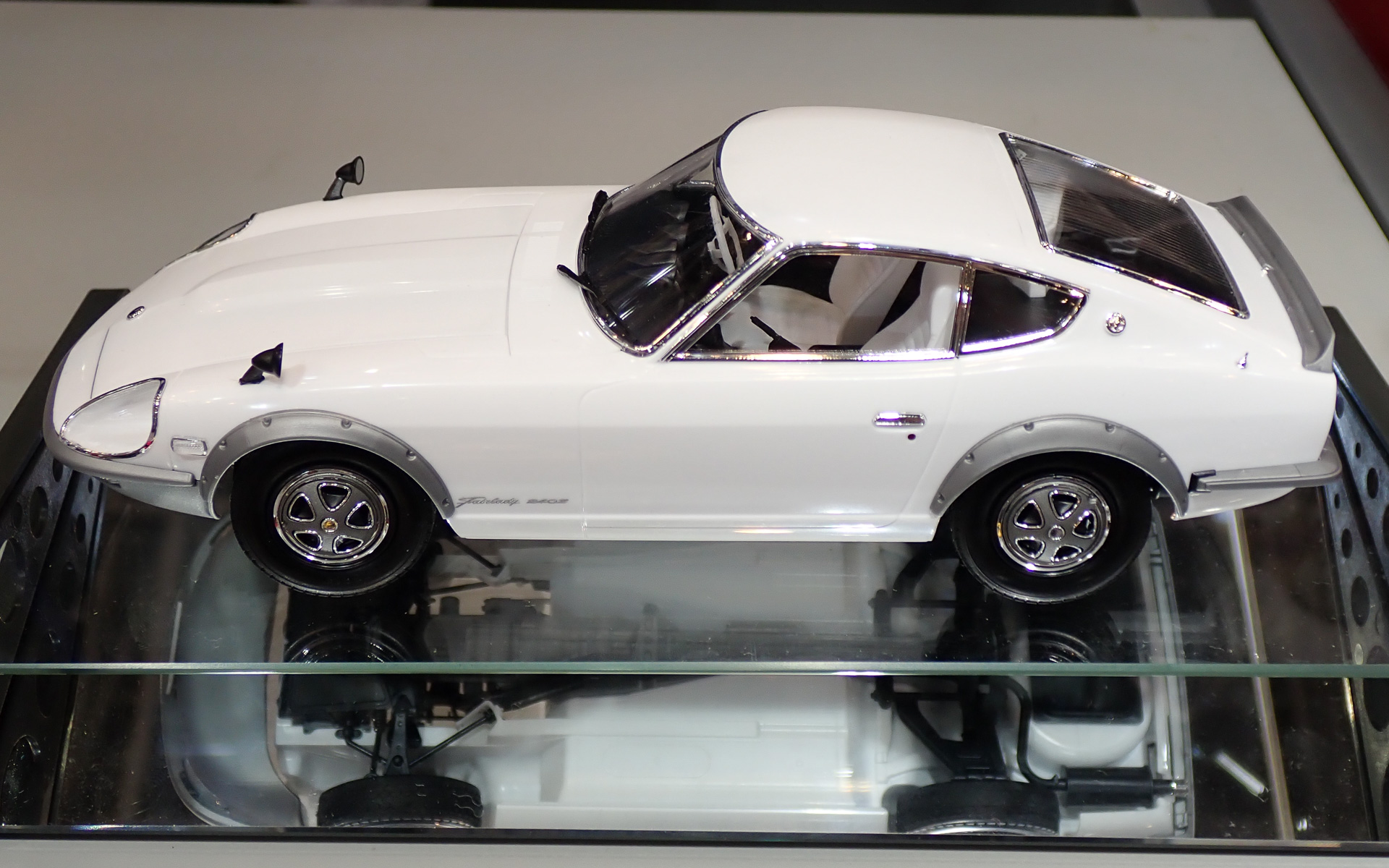 タミヤ、新製品「1/24 NISSAN フェアレディ 240ZG」を第59回静岡ホビーショーで初公開 - Car Watch