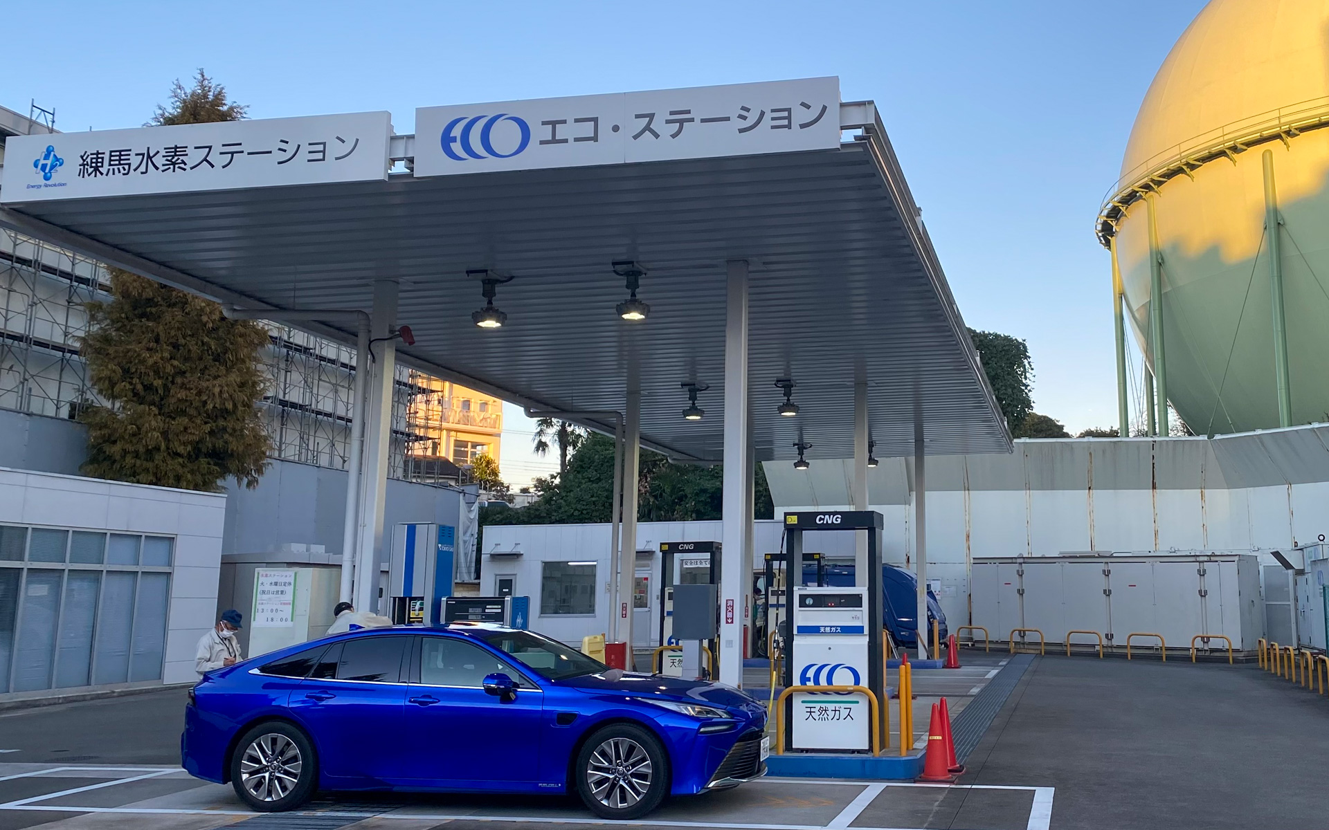 まるも亜希子の 寄り道日和 水素で走る新型 Mirai に乗ってみました