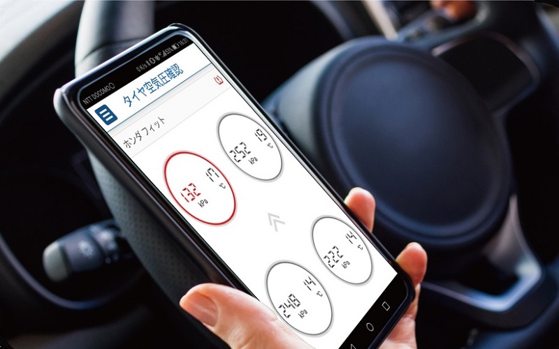 ソフト99、タイヤのトラブルを音と光で知らせてくれる「ドライバーコンパス」の最新版をMakuakeで限定販売 - Car Watch