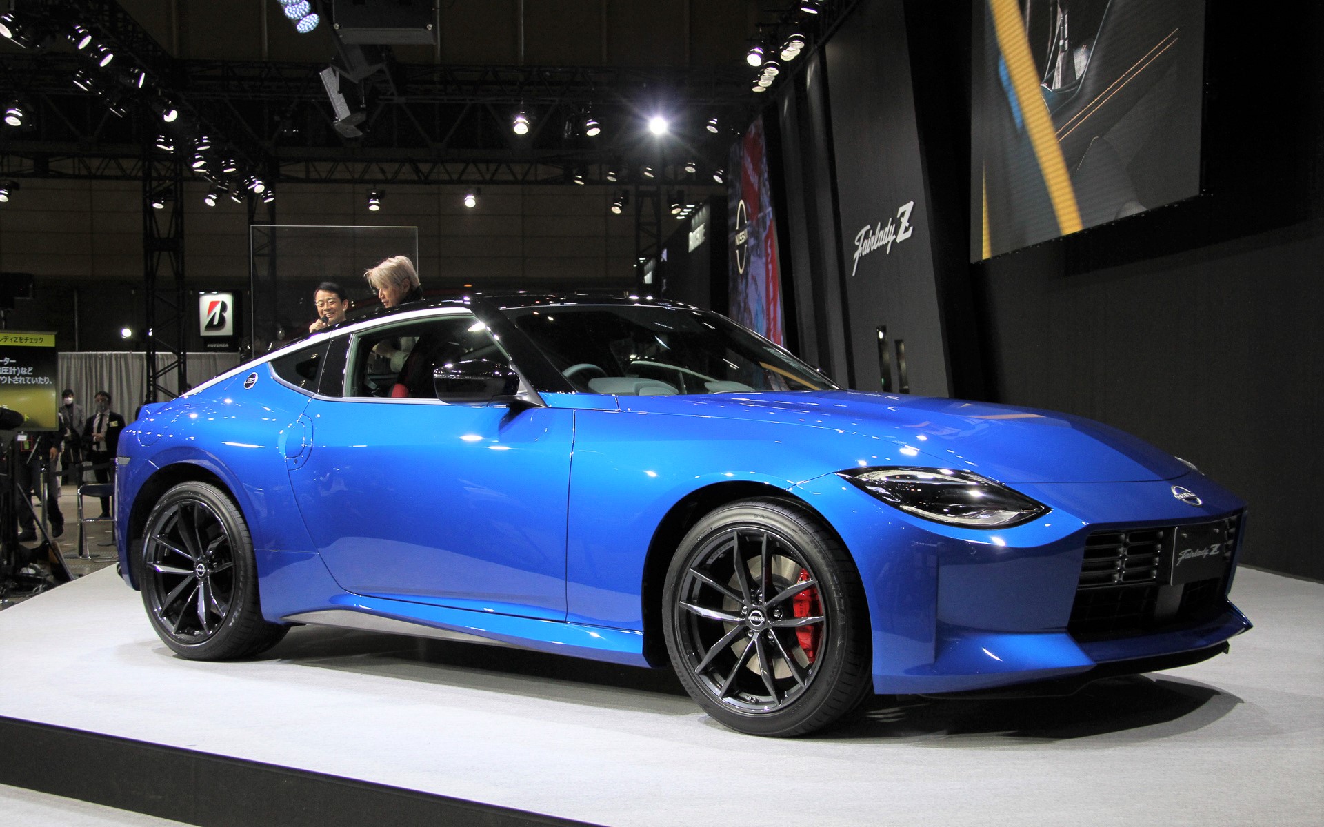 日産、新型「フェアレディZ」日本仕様モデルの特別展示を実施 - Car Watch