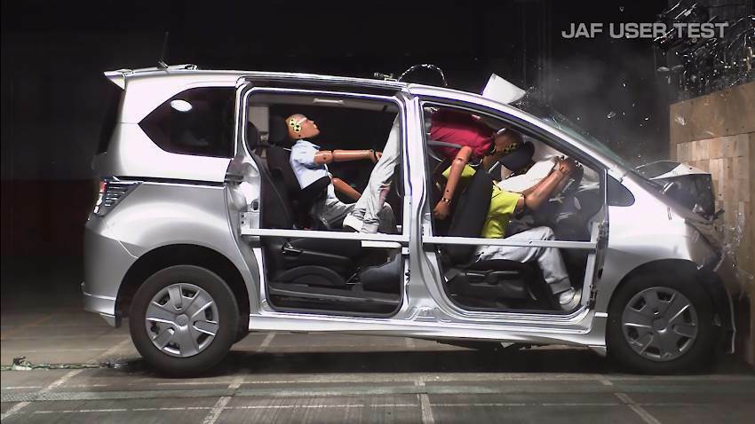 Jaf 一般道での後席シートベルト着用率は42 9 と 今なお低い水準 シートベルト着用状況の全国調査結果 Car Watch