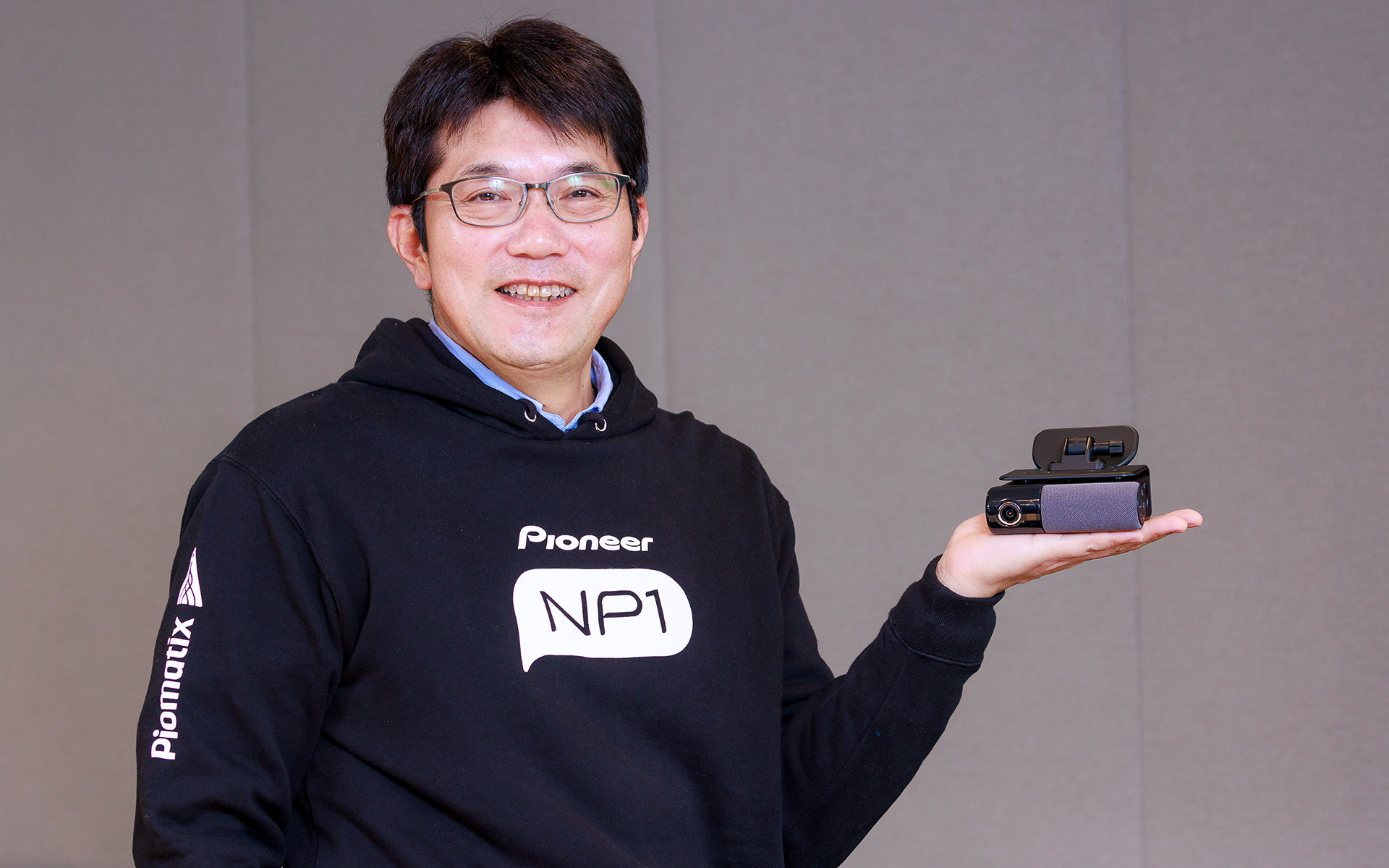 パイオニアの新商品「NP1」について常務執行役員の坂本雅人氏に聞く 「目指すはナイトライダーの世界観」 - Car Watch