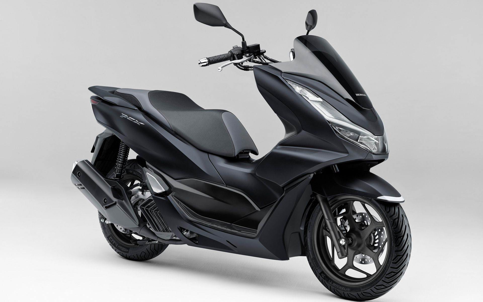 ホンダ、「PCX」「PCX160」カラーバリエーション変更で2色の新色追加 - Car Watch