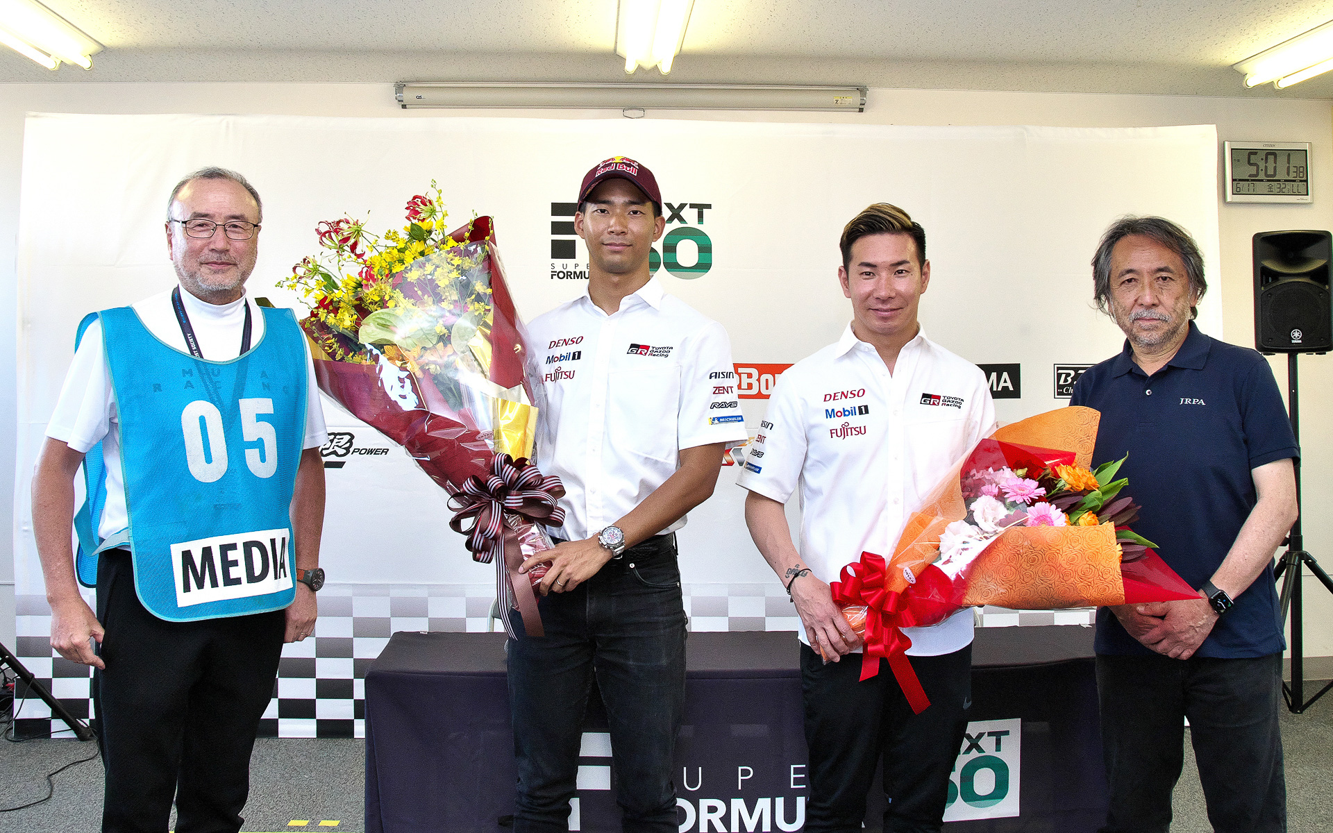 埼玉川口！ワコーズ　プロステージS　新品優勝記念デザイン！チームルマン 小祝さくらプロ&菅沼菜々プロコラボアイテム第2弾|ルコック