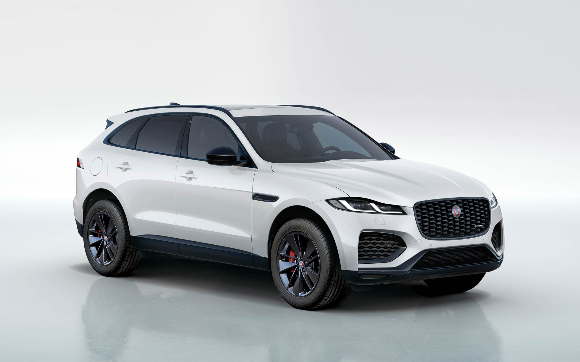 ジャガー、「F-PACE」「F-TYPE」日本独自の特別仕様車「R-DYNAMIC BLACK CURATED FOR JAPAN」 - Car  Watch