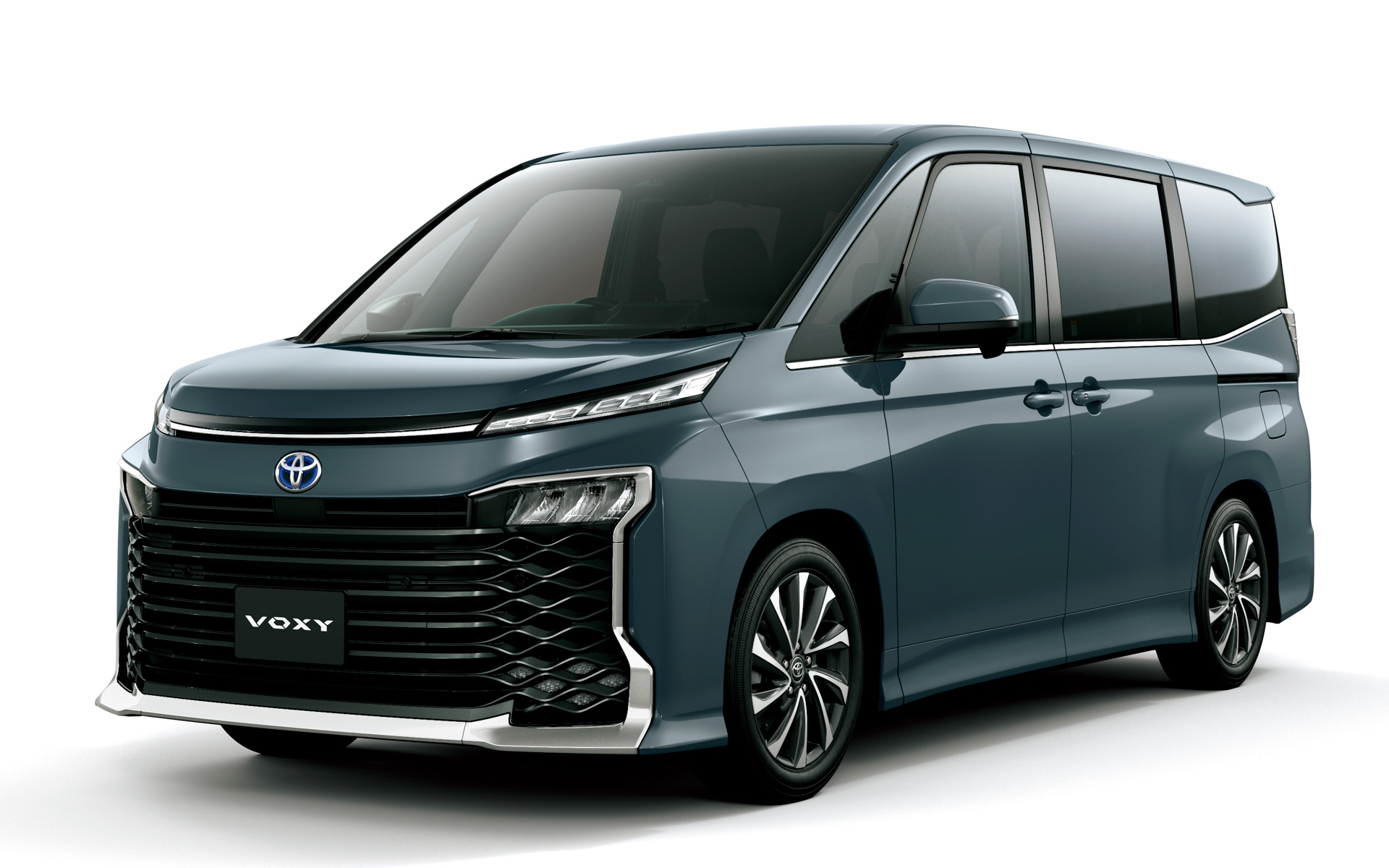 トヨタ、新型「ヴォクシー」「ノア」 が自動車アセスメント「ファイブ