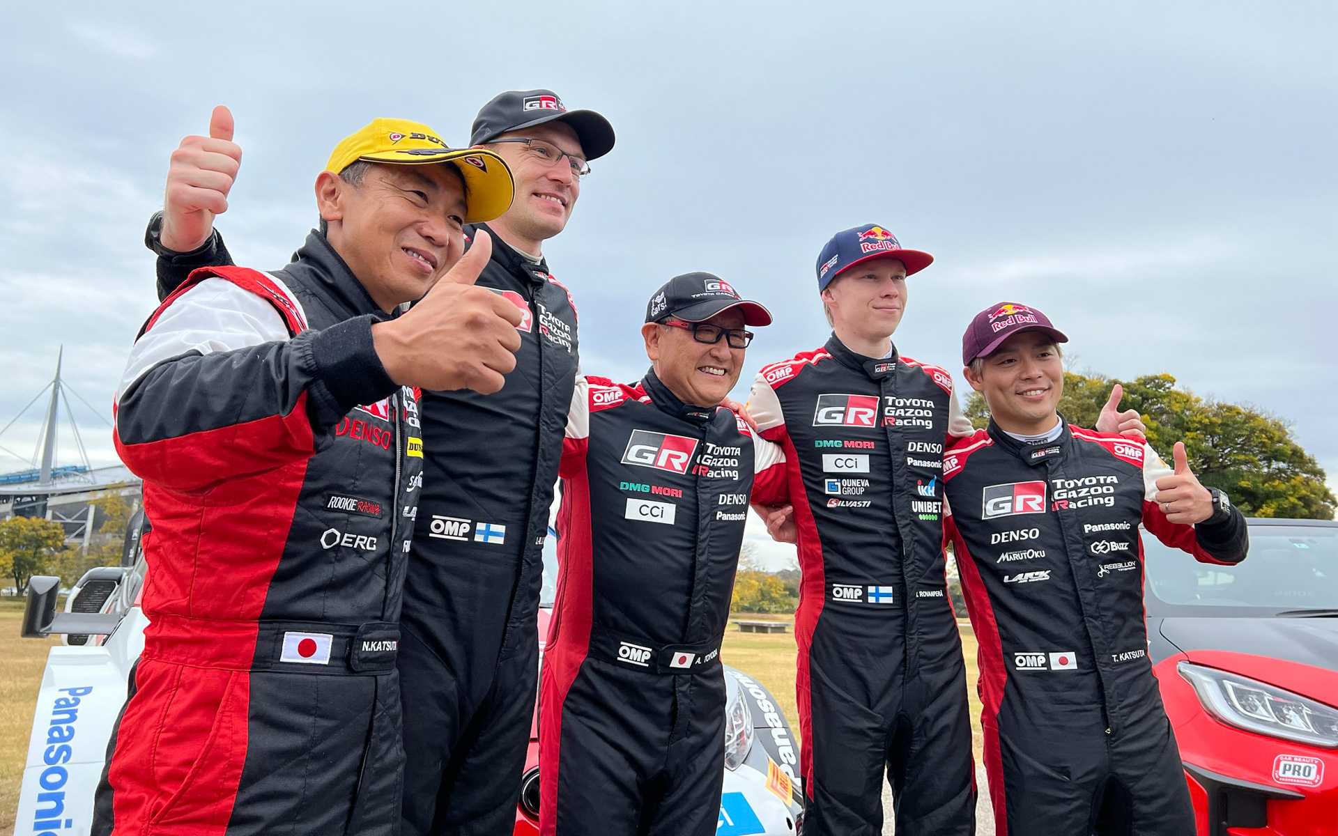 GAZOO Racing ミニカートヨタの社長さんのサイン入り GAZOO Racing ミニカートヨタの社長さんのサイン入り