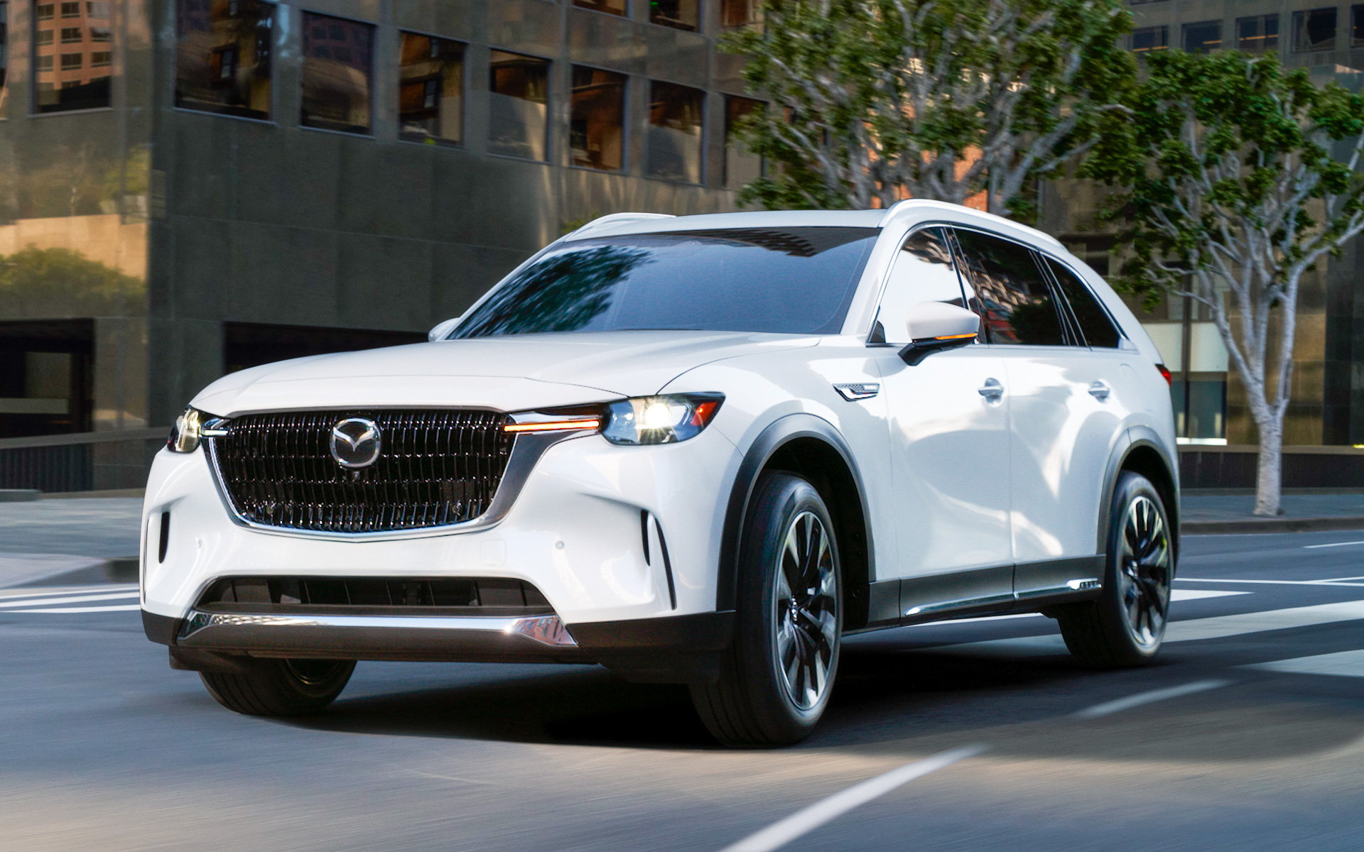 マツダ新型「CX-90」、新車装着タイヤに横浜ゴムのハイウェイテレーン