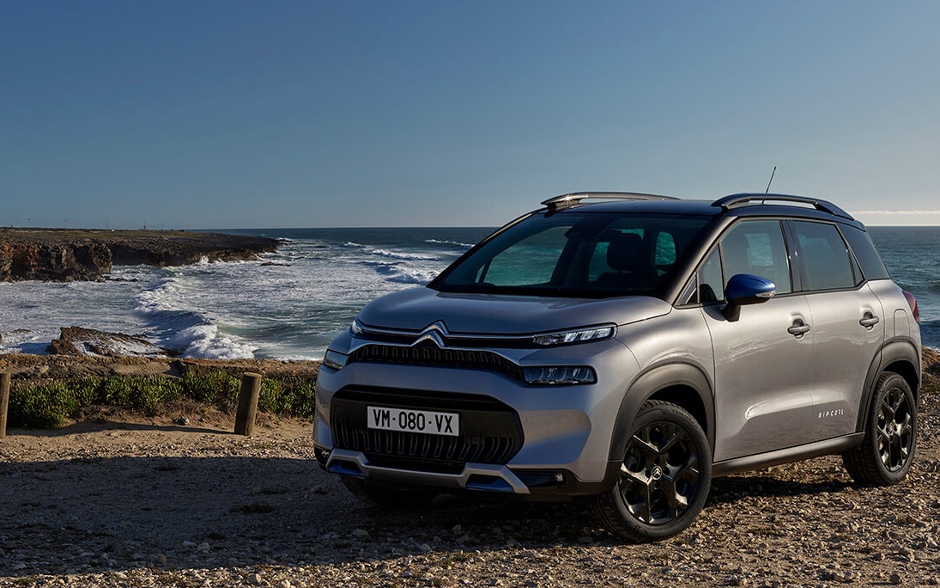 シトロエン、「RIP CURL」とコラボした特別仕様車「C3 エアクロス SUV