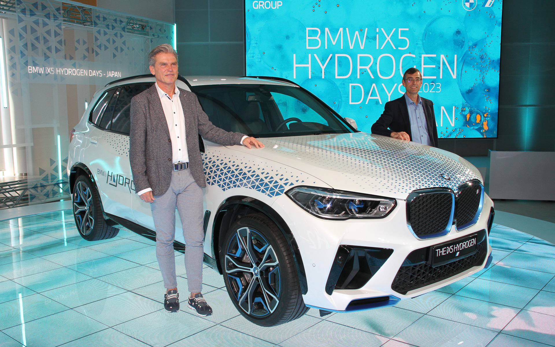 BMW、燃料電池車「iX5 ハイドロジェン」で実証実験を開始 BMWグループ