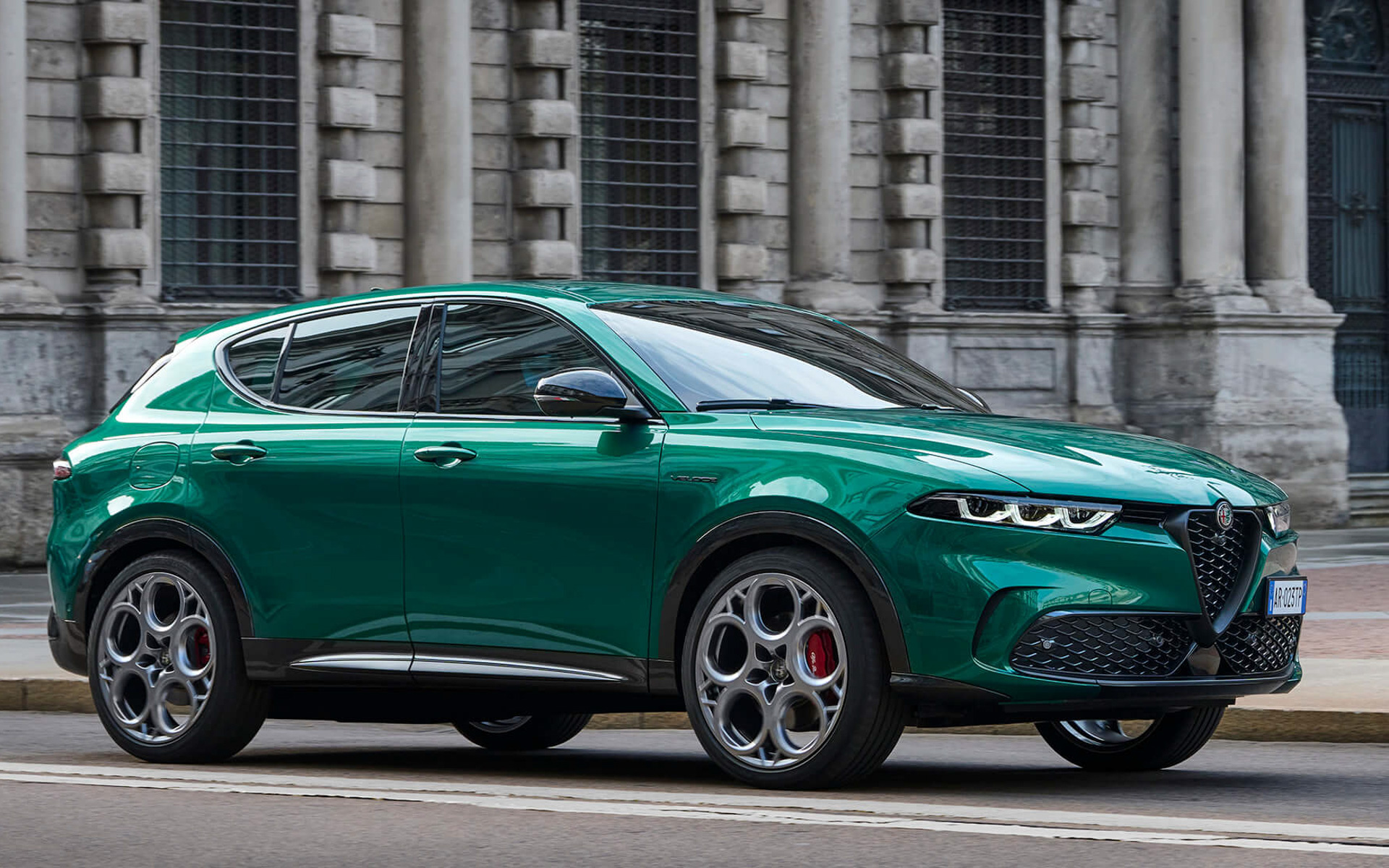 アルファ ロメオ、新型PHEV「トナーレ Plug-In Hybrid Q4」日本導入
