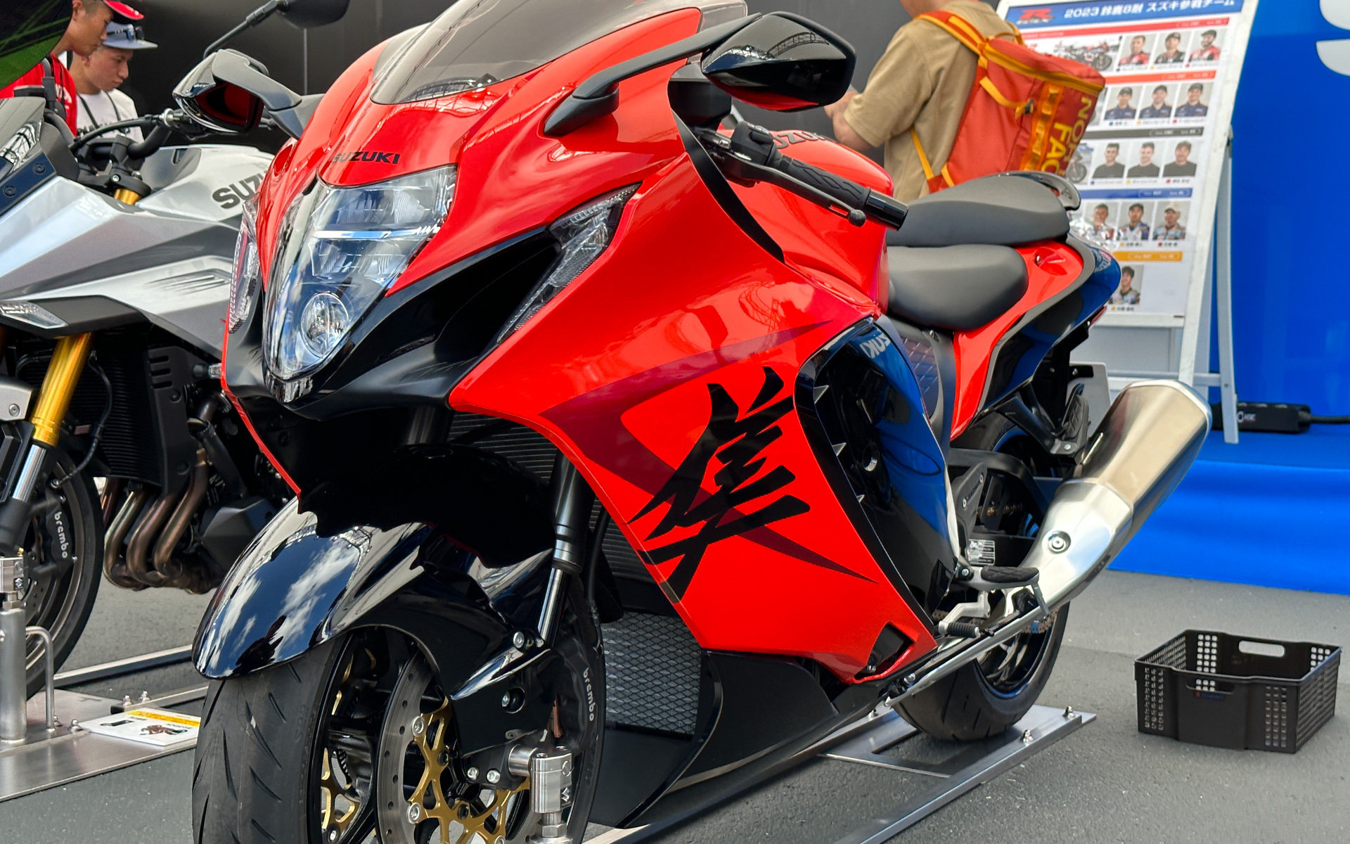 鈴鹿8耐、会場で「ハヤブサ」「ZX-4RR」「CBR600RR」「YZF-R15」など国内ニューモデル展示も - Car Watch