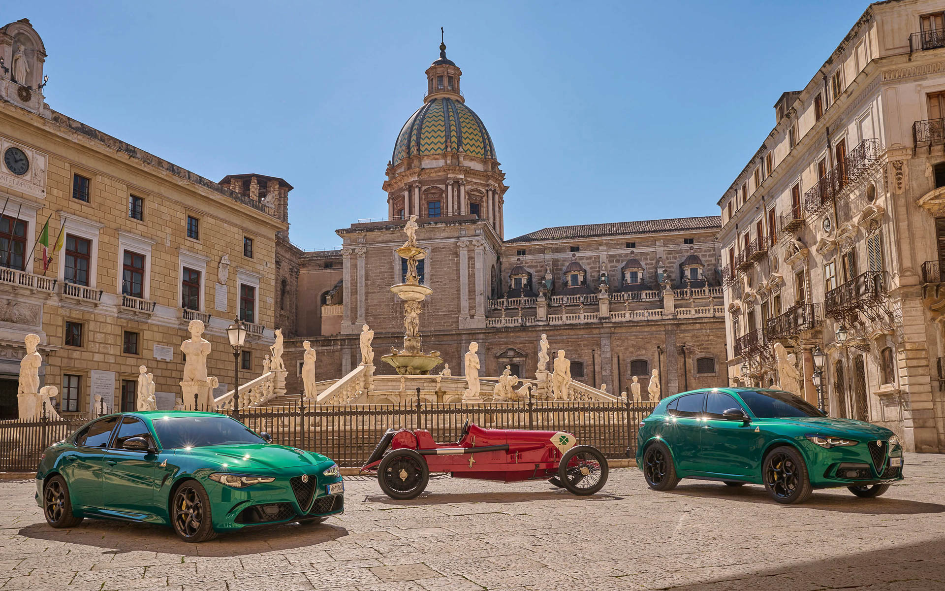アルファ ロメオ、「クアドリフォリオ」デビュー100年を記念した限定車「100th アニヴェルサリオ」を「ジュリア」「ステルヴィオ」に設定