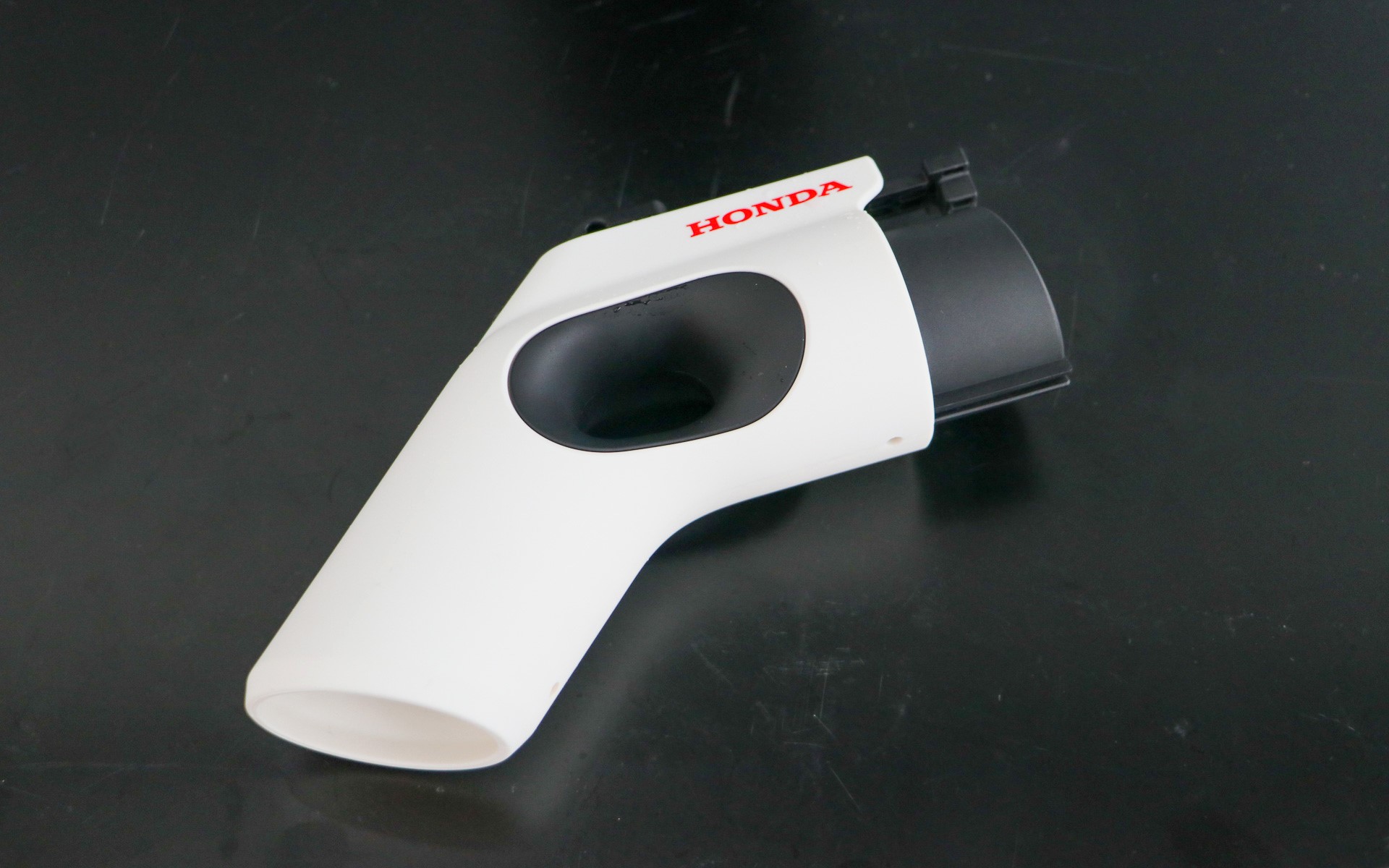 HONDA N-VAN e: AC外部給電器Power Supply コネクター