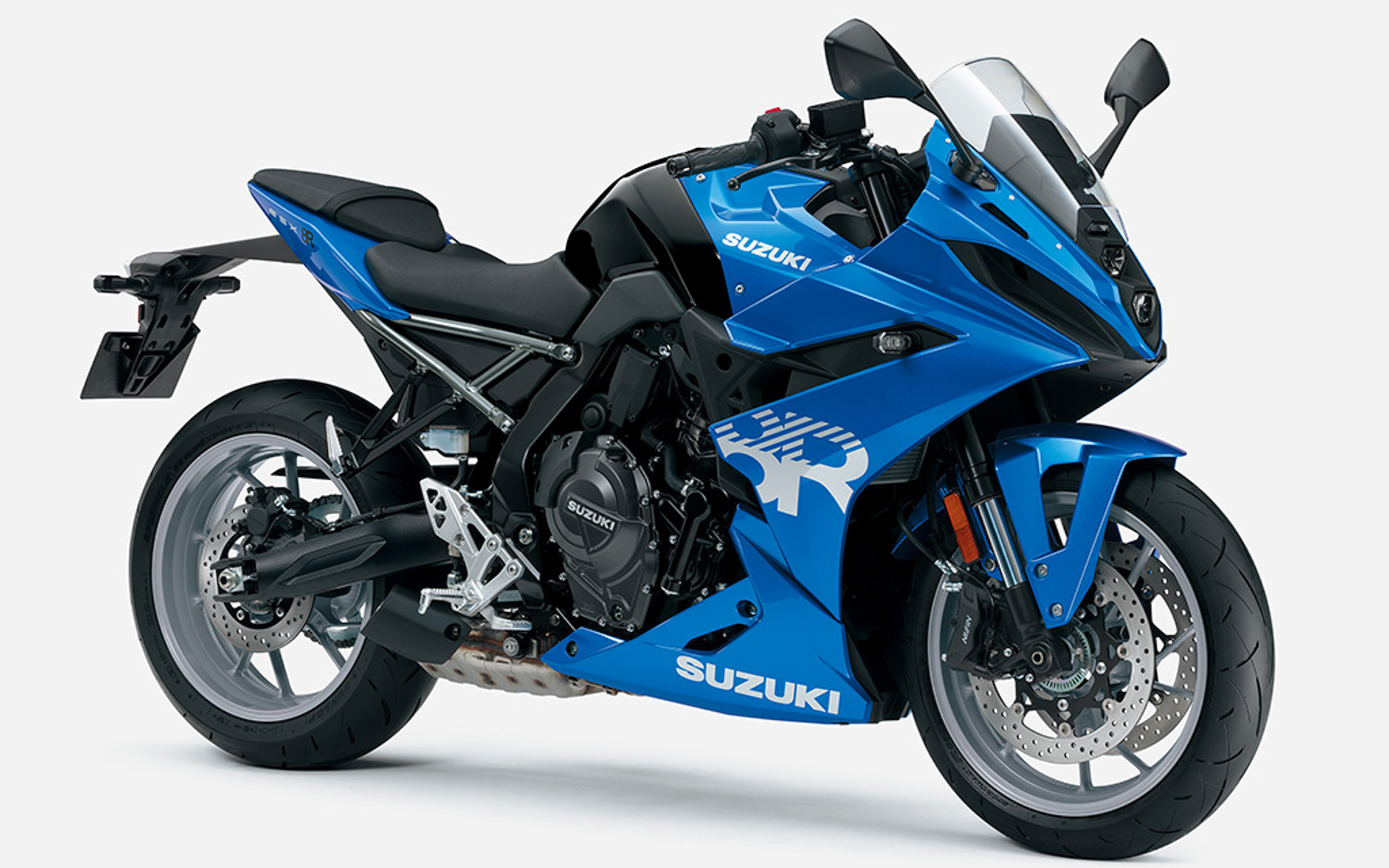 スズキ、新型「GSX-S1000GX」「GSX-8R」国内発売 GSX-S1000GXは199万1000円、GSX-8Rは114万4000円 -  Car Watch