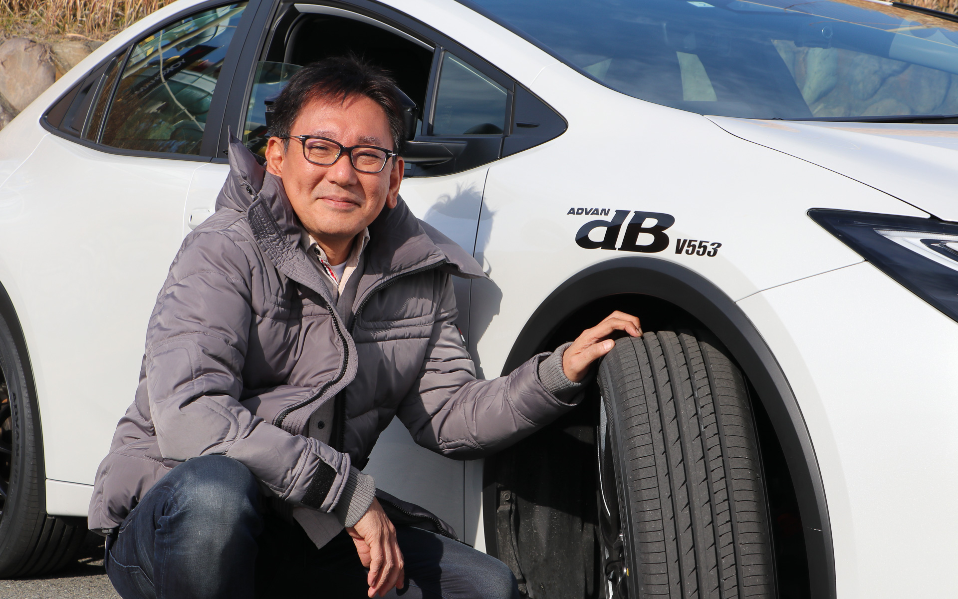 タイヤレビュー】横浜ゴムの新製品「アドバン dB V553」初試乗 摩耗しても静粛性と操縦安定性を維持する技術とは？ - Car Watch