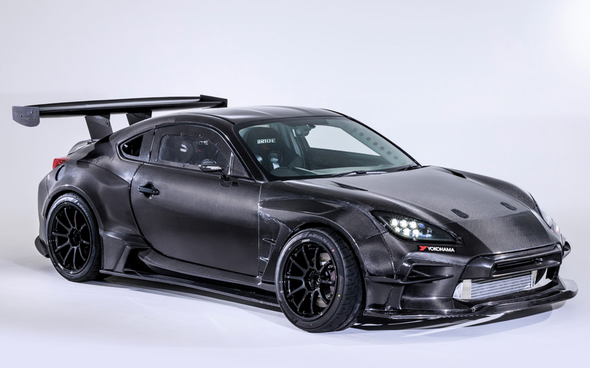 風間オートサービスの「GR86カーボンスペック/ドリフト」が東京国際