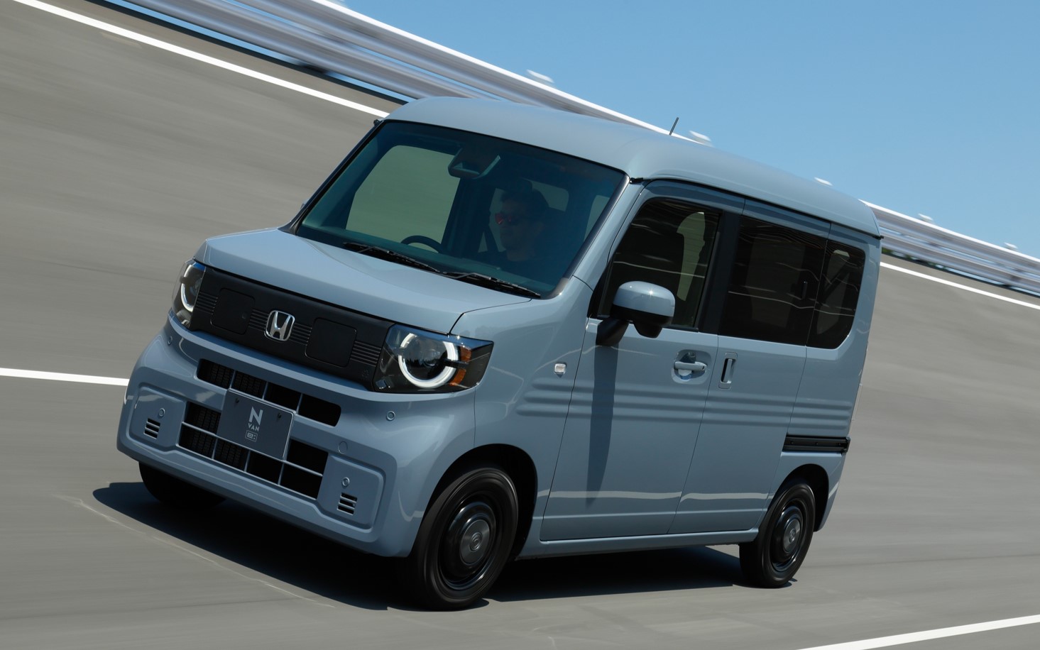 ホンダの新型軽商用EV「N-VAN e：」初試乗 低重心＆ガソリン車比160％増しのトルクが気持ちイイ！ / - Car Watch