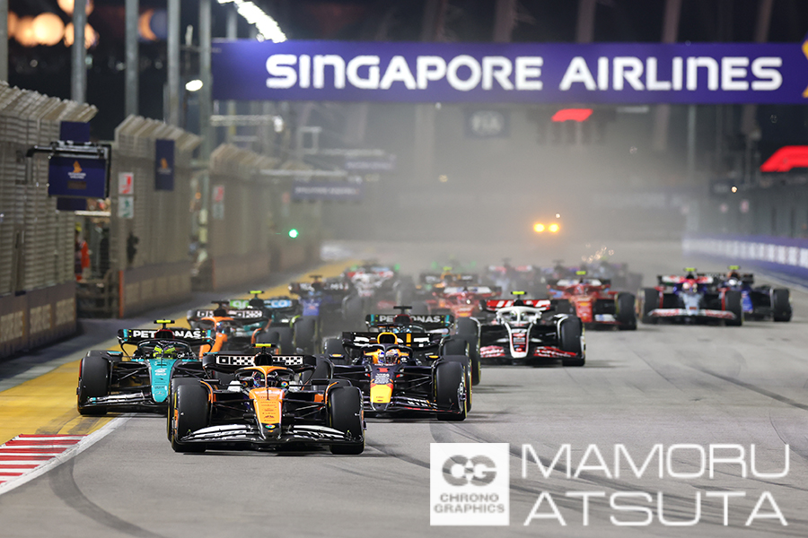 1/2ヘルメット マクラーレンF1 L.ノリス 2024年 シンガポールGP優勝