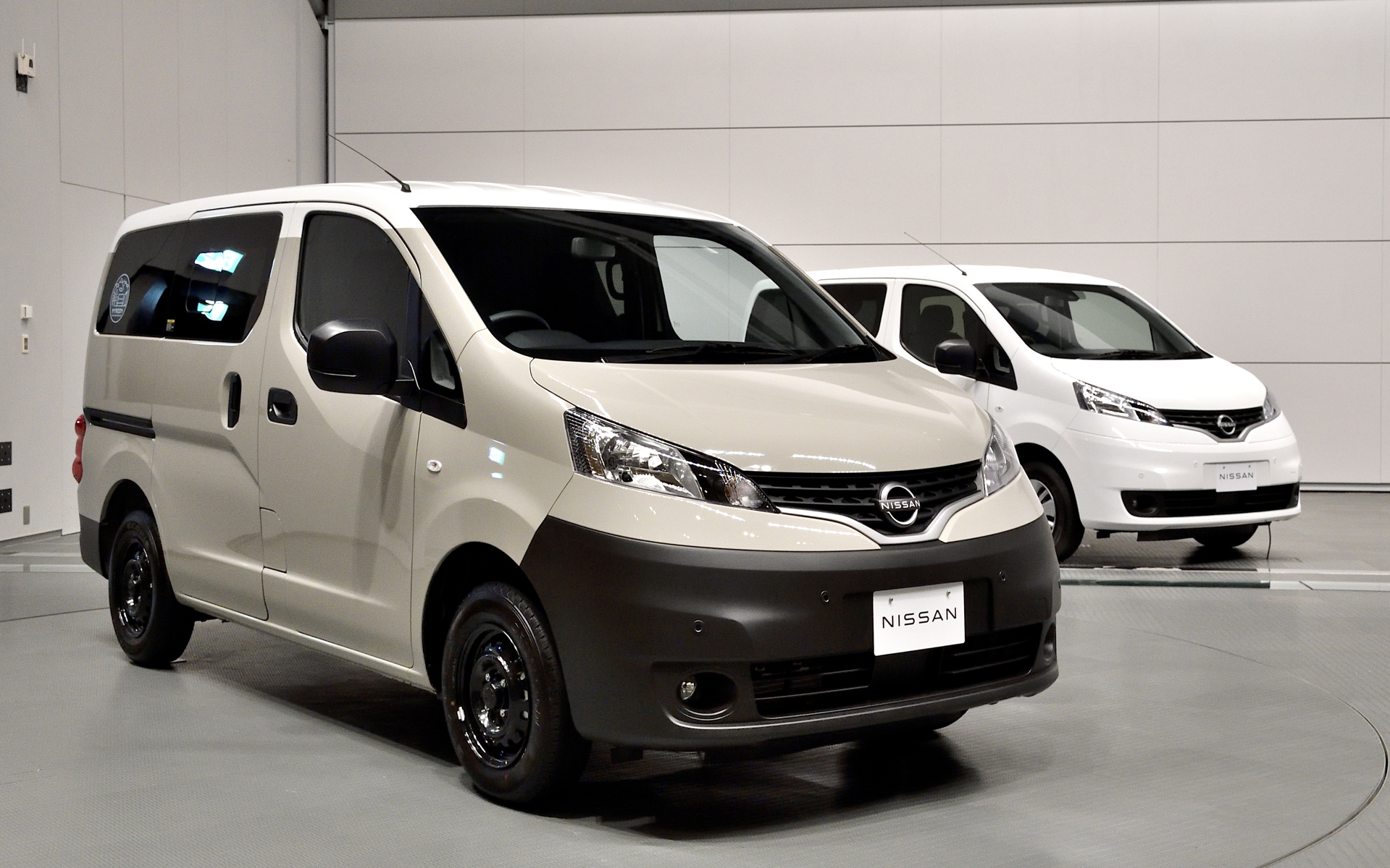 日産、新型「NV200バネット マイルーム」 コンフォートサスペンションなど採用して価格は464万3100円から - Car Watch