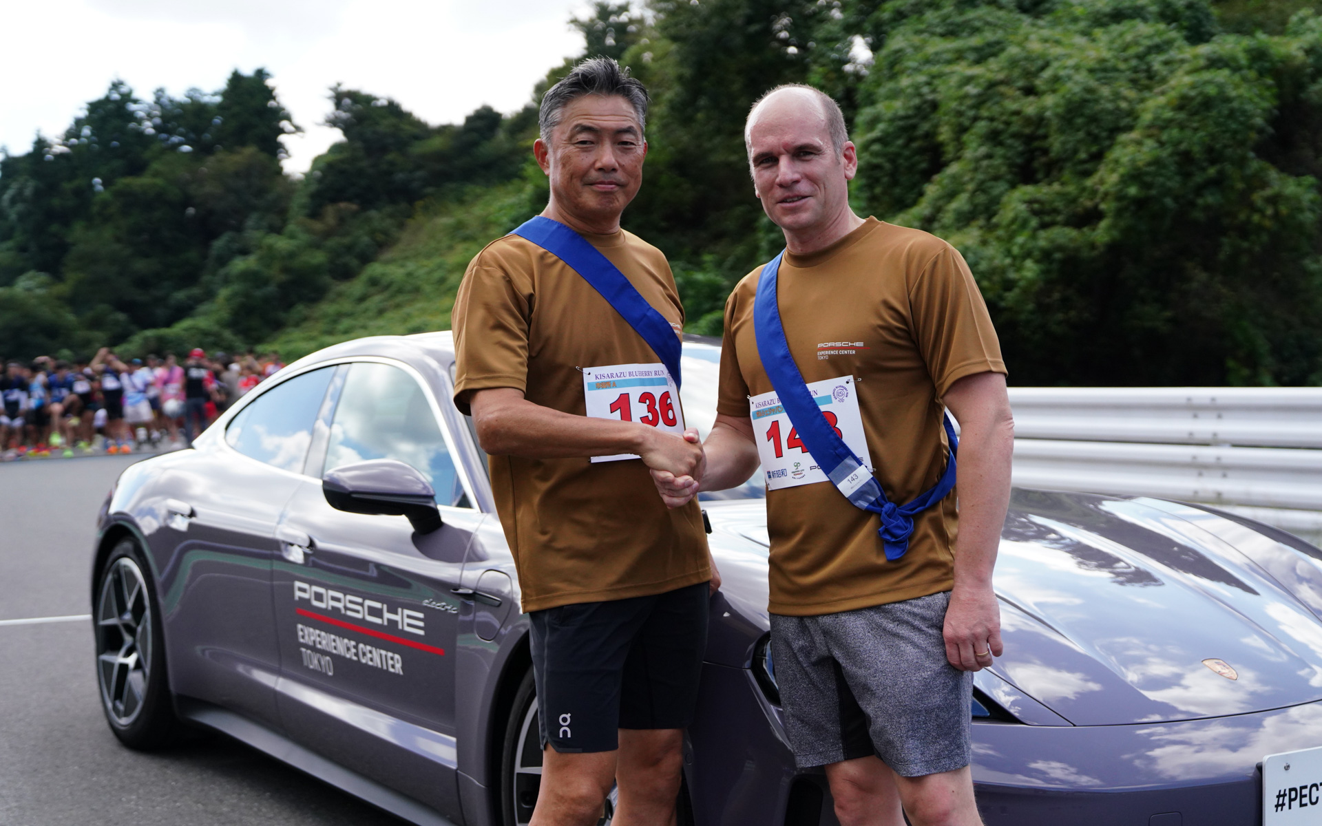 ポルシェ・エクスペリエンスセンター東京の体験型ふるさと納税返礼品が