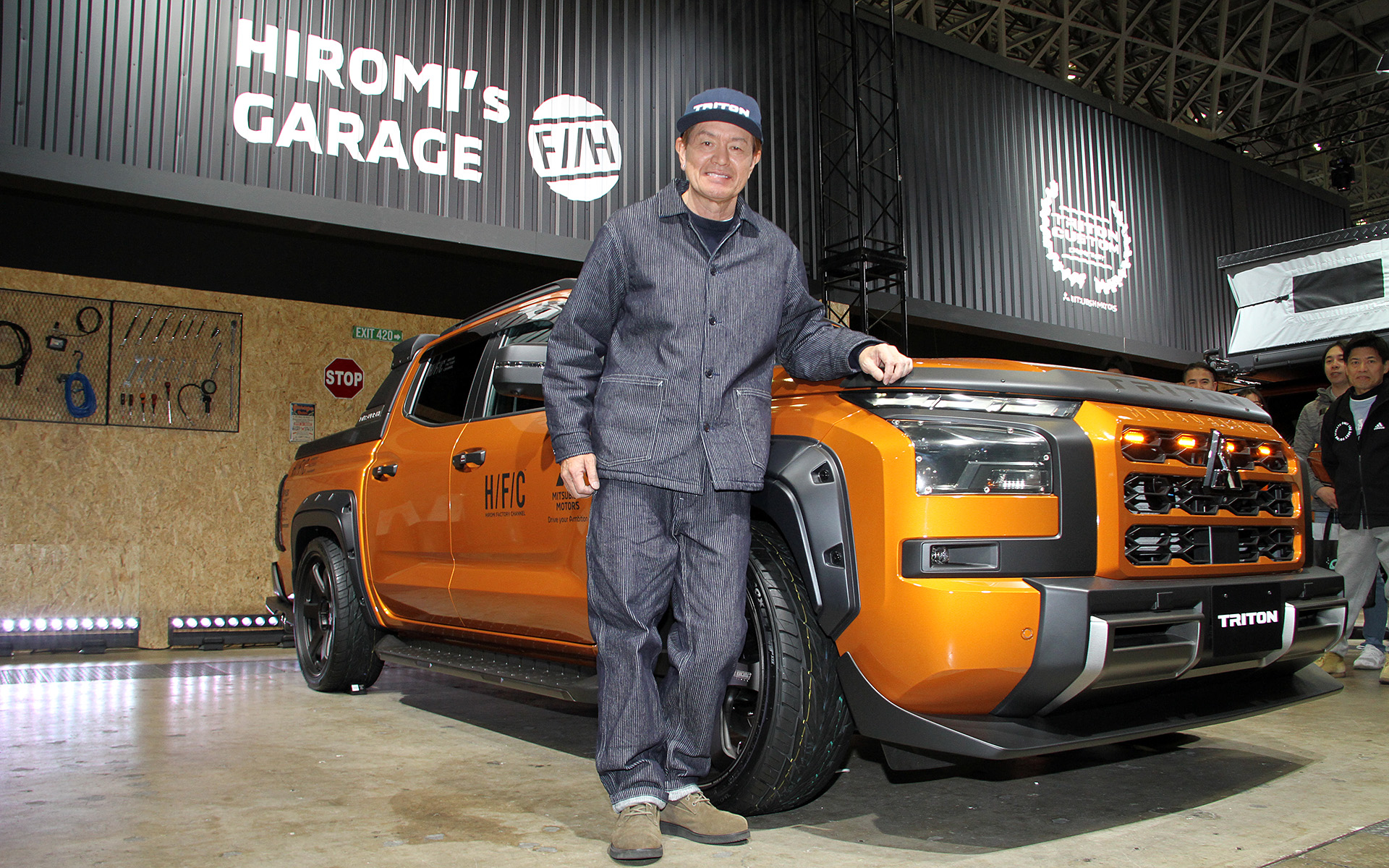 三菱自動車「トライトン」のカスタムモデル“ヒロミ号”をヒロミさんが