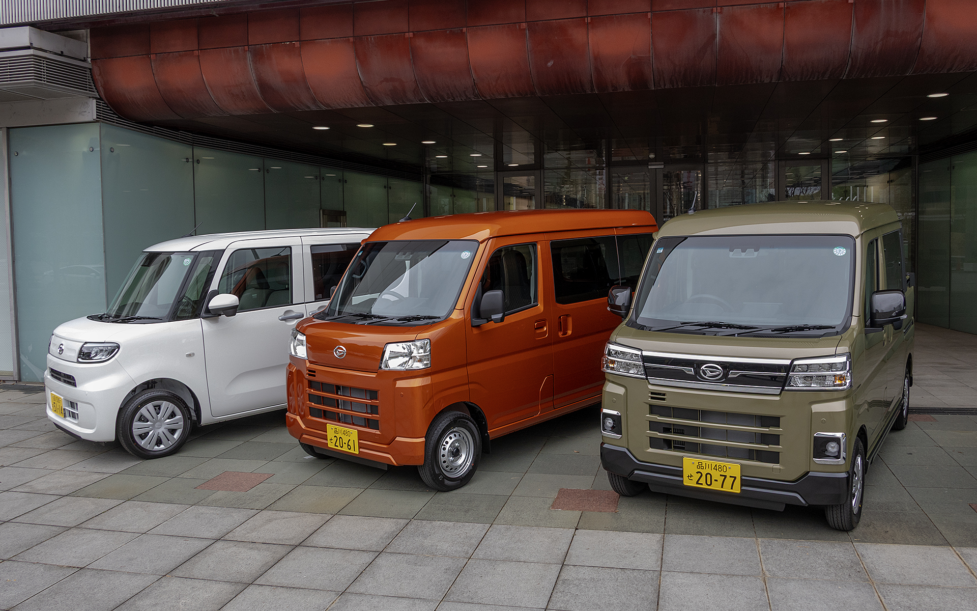 ダイハツ車ラインアップ取材会で聞いた「アトレーデッキバン」「タント 