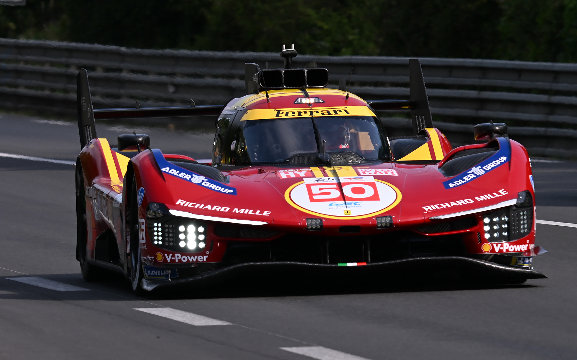 ル・マン24時間レースで4位に入ったフェラーリ50号車が失格 リア