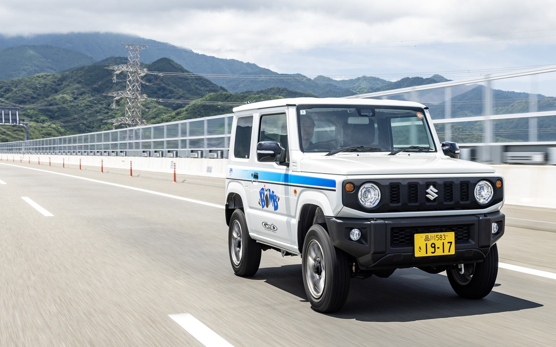 ハイエース界隈で高評価のパーツブランド「Genb（ゲンブ）」から