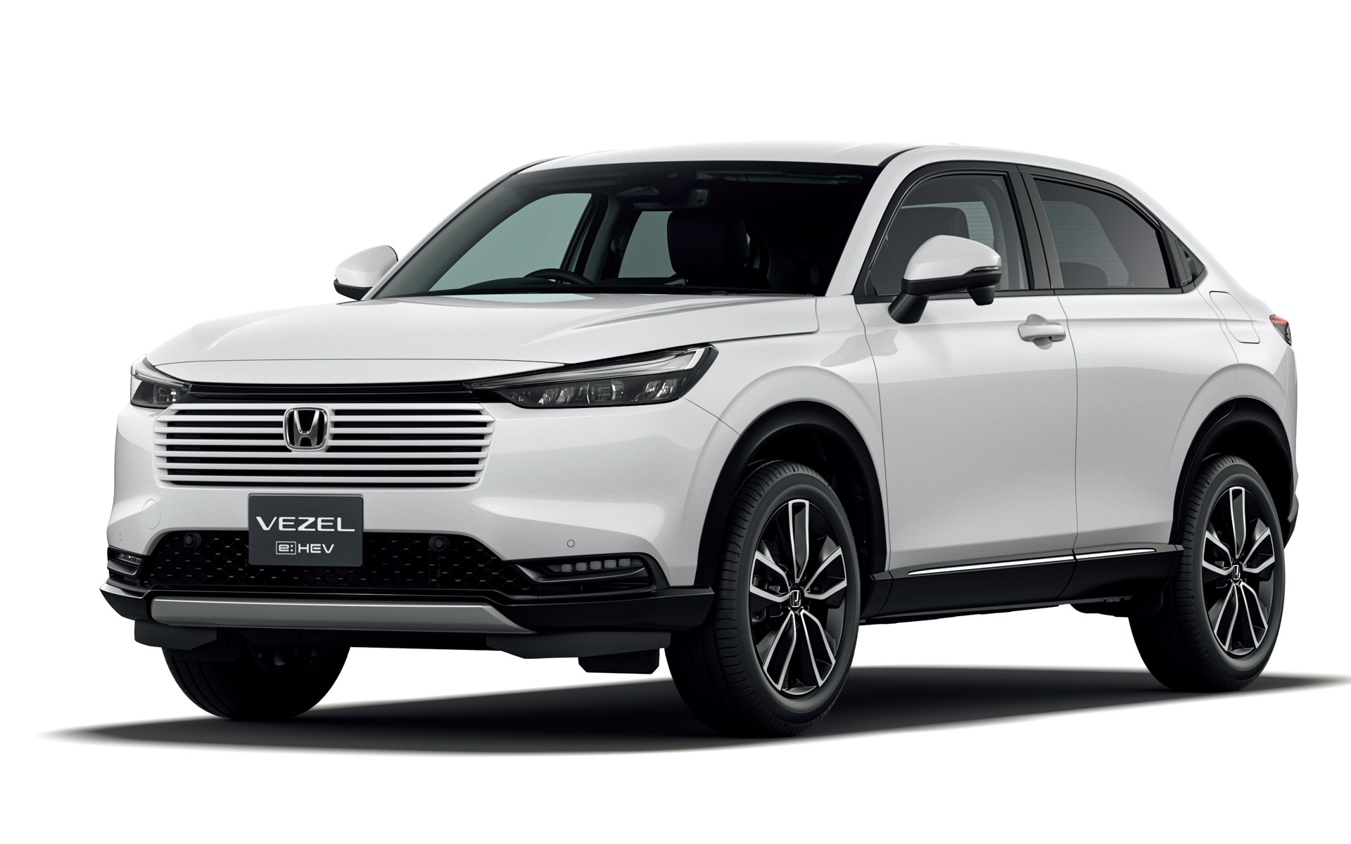 ホンダ、「ヴェゼル」を一部改良 価格改定で275万8800円から - Car Watch