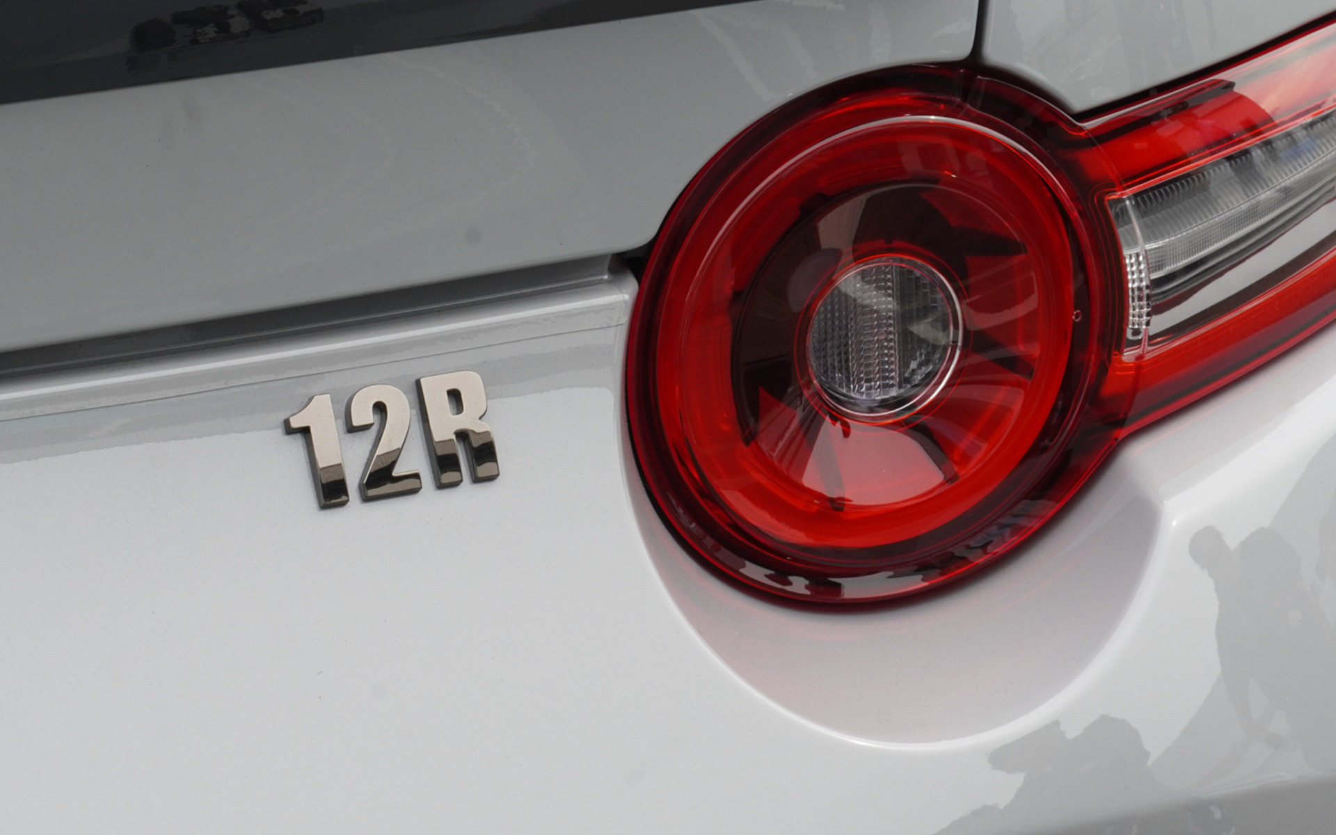 マツダ、限定200台のロードスター「MAZDA SPIRIT RACING ROADSTER 12R