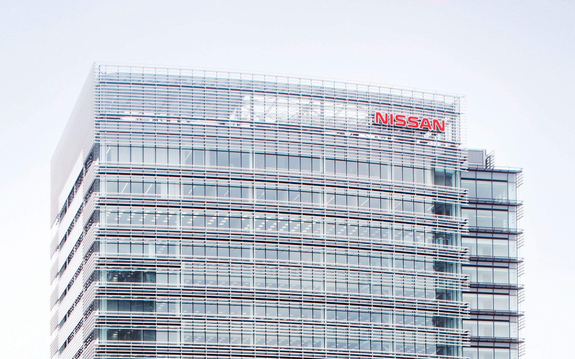 日産、2025年度上期決算を発表 「Re:Nissan」の一環として本社ビルを