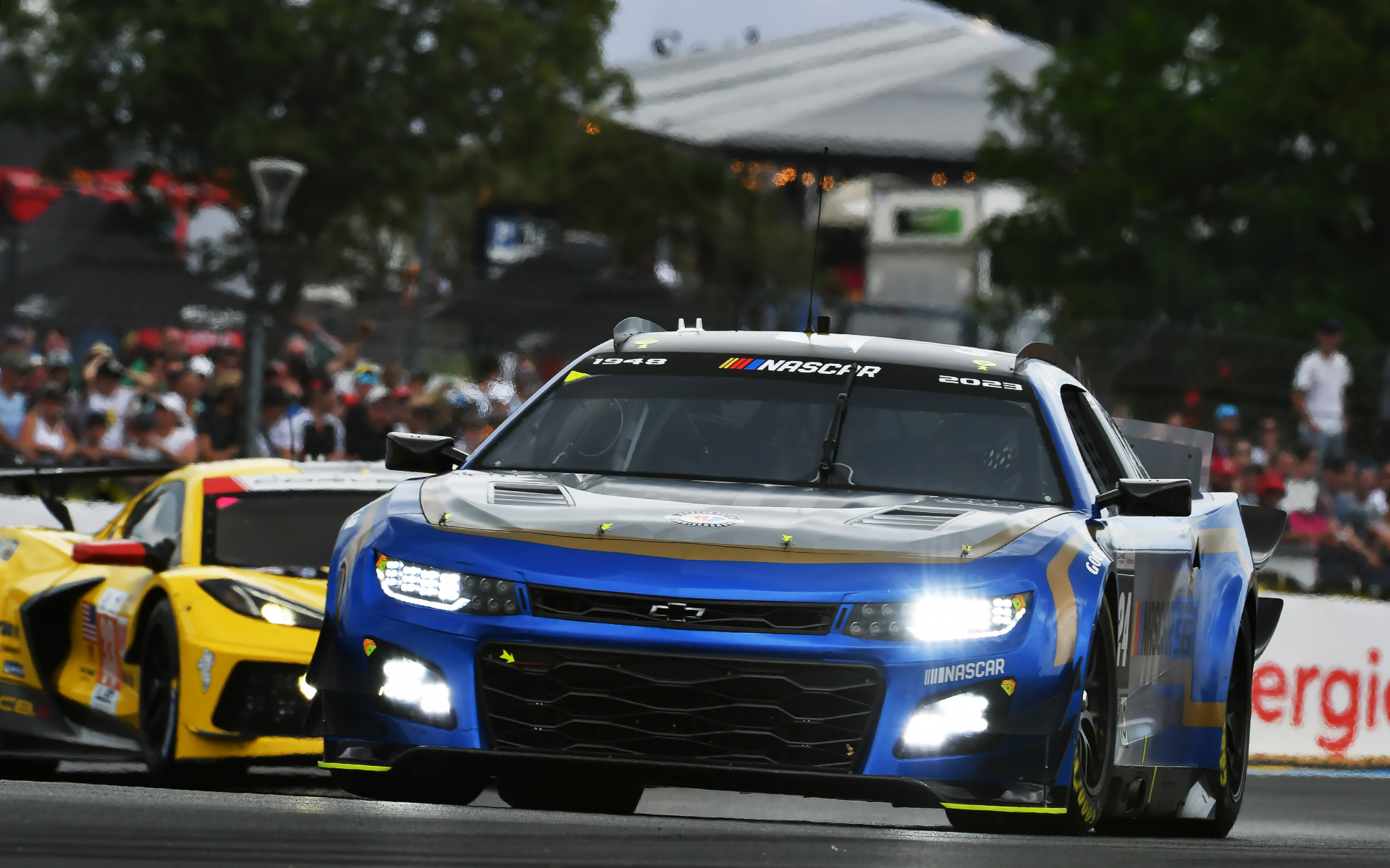 ル・マン24時間レースを走ったNASCARマシン、ジミー・ジョンソン選手