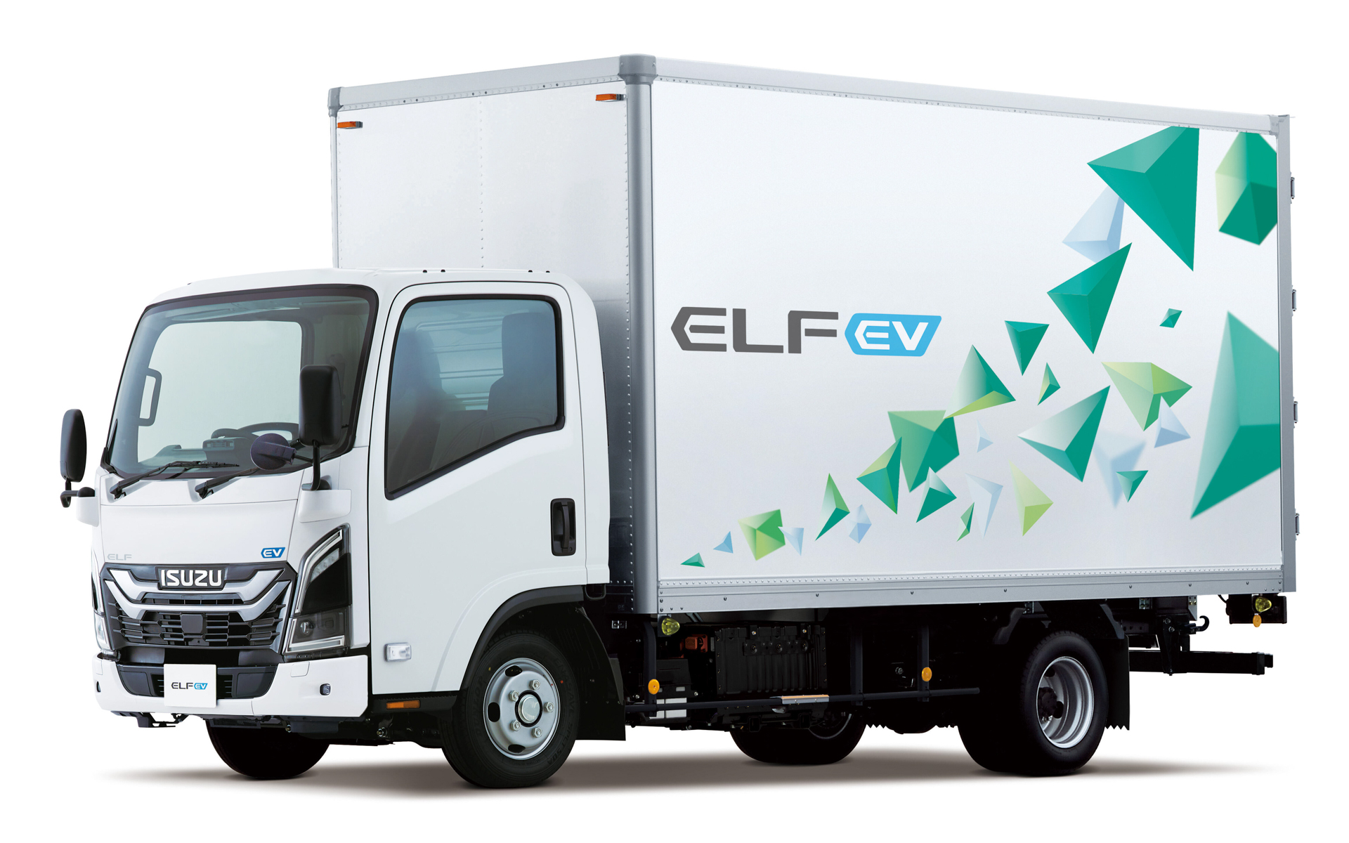 いすゞ、商用BEV「エルフEV」を複数台運用するためのエネルギー